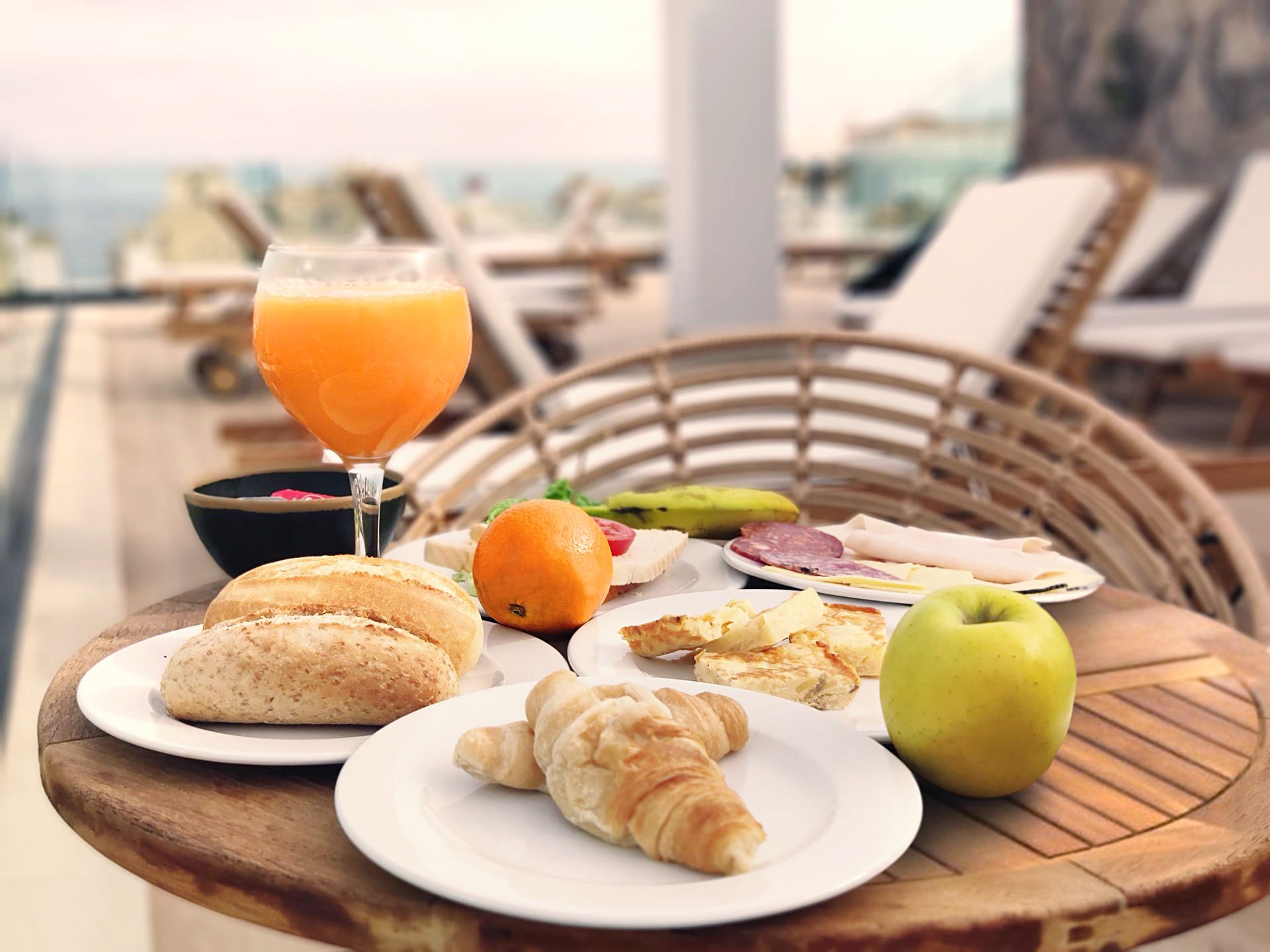 Breakfast Service