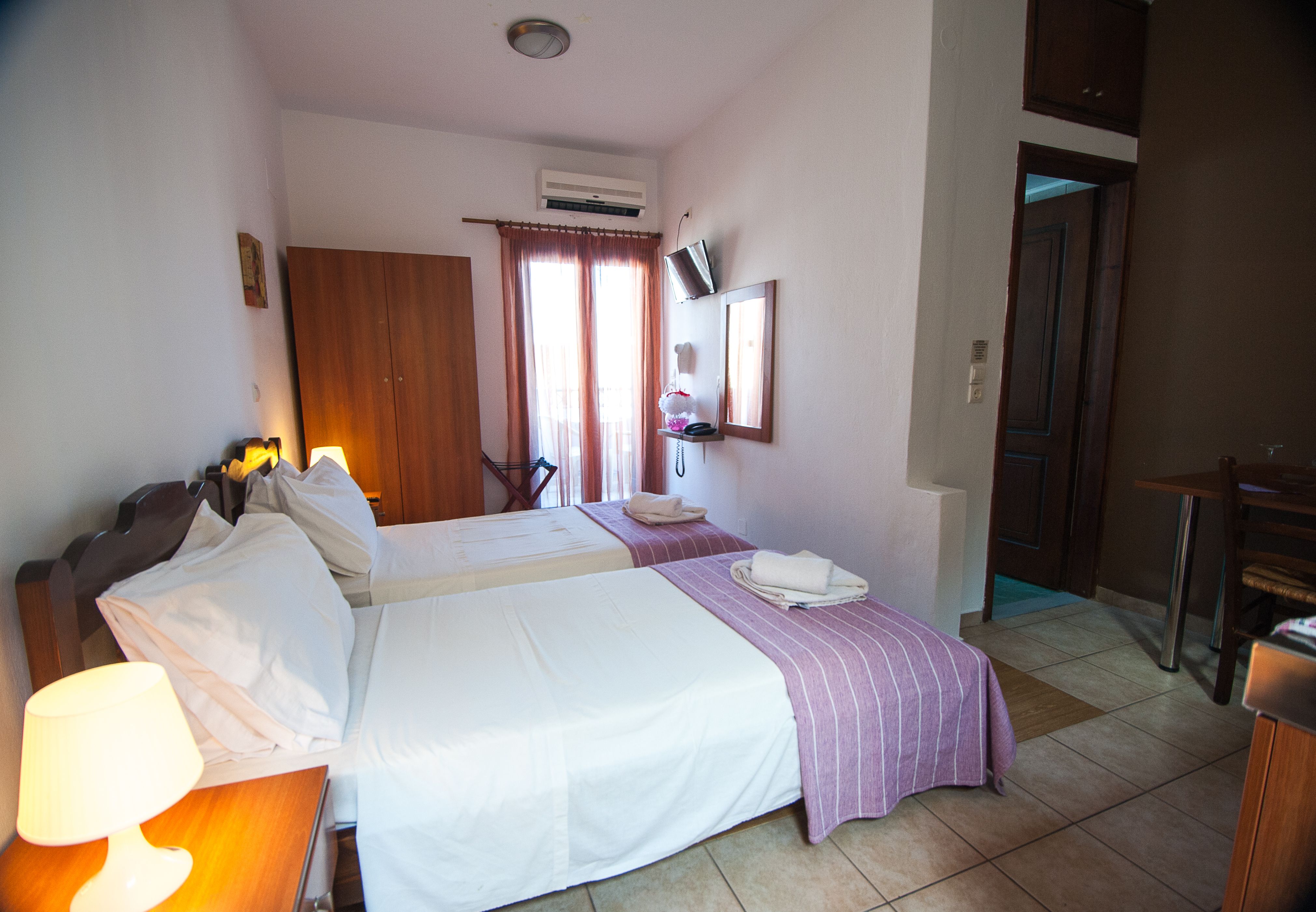 DOUBLE/TWIN ROOM SEA VIEW