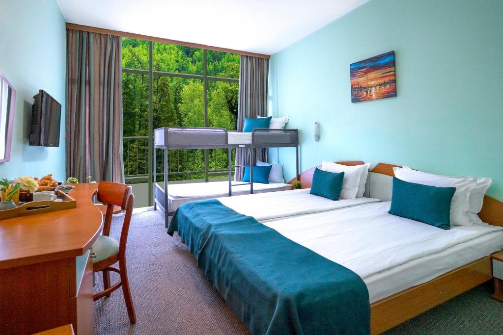 DOUBLE PARK ROOM 2+2 