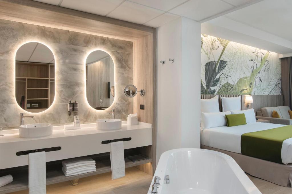 JUNIOR SUITE GARDEN VIEW