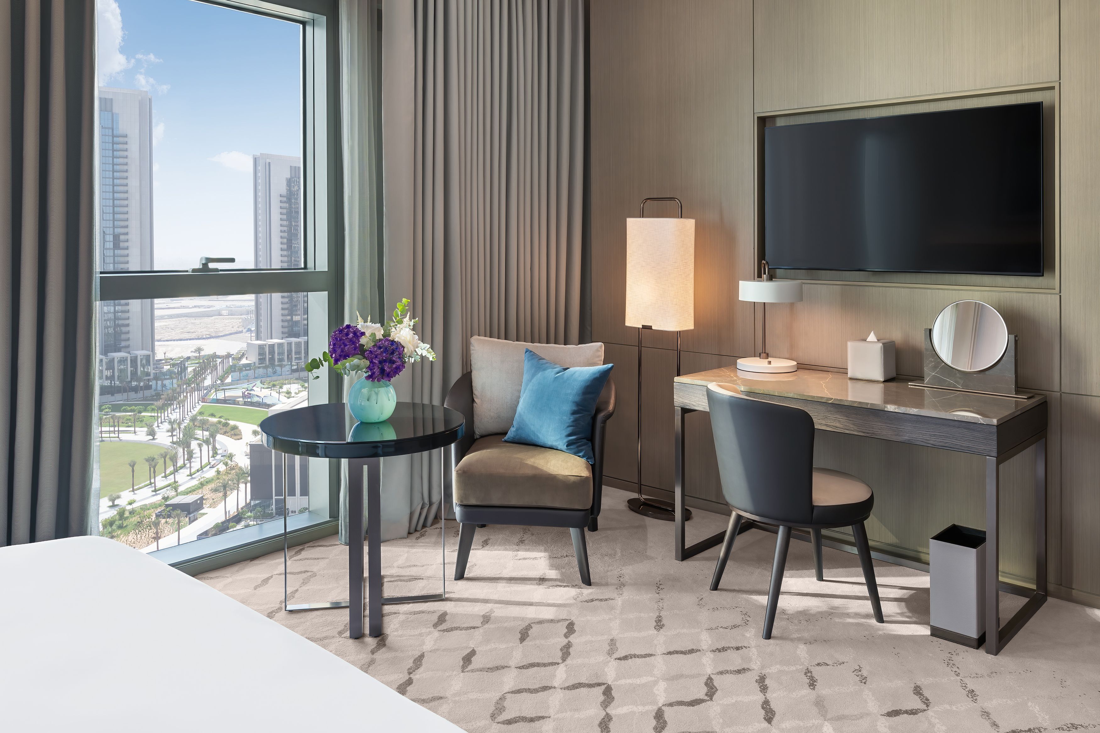 Deluxe City View Room King