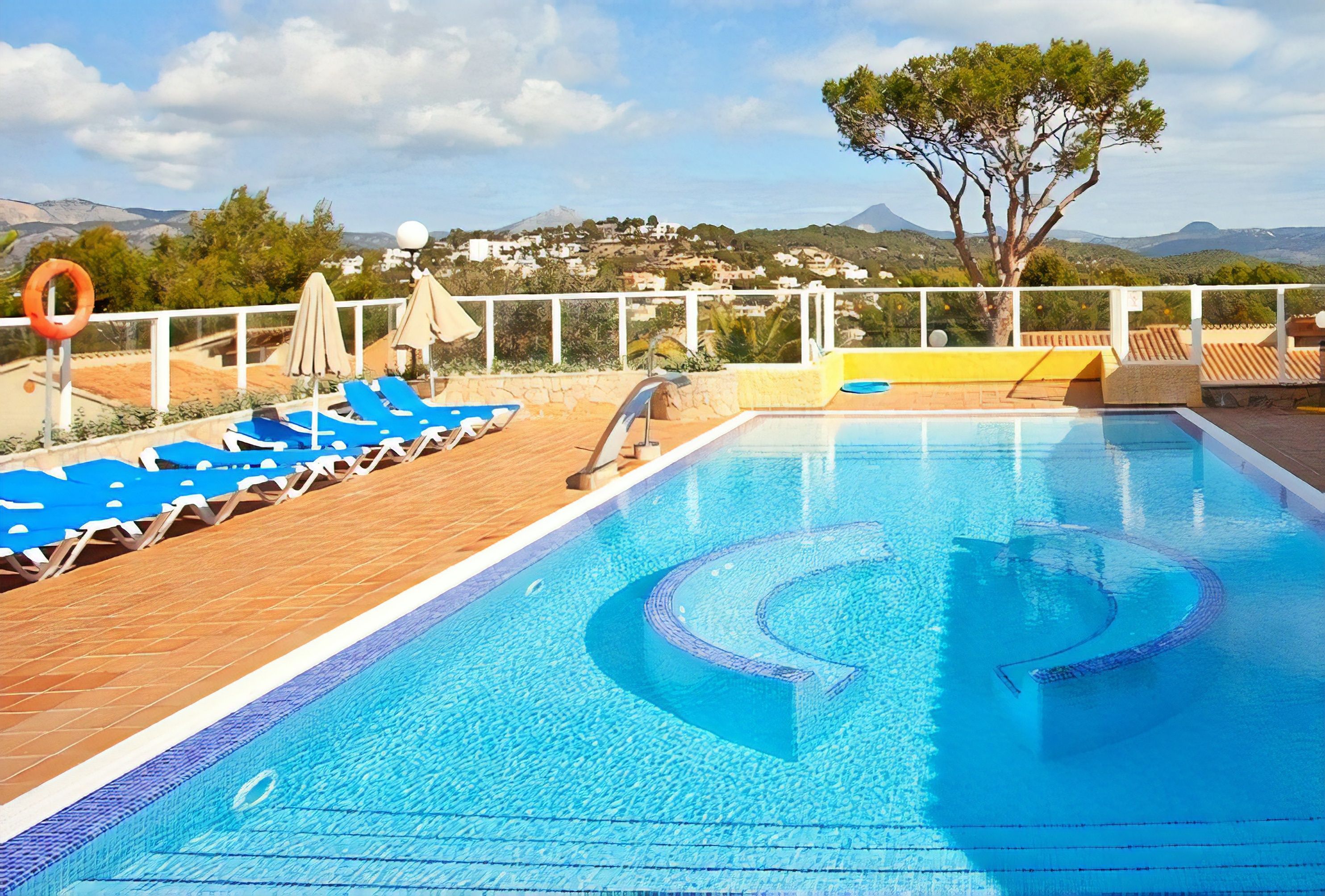 Piscina deschisă