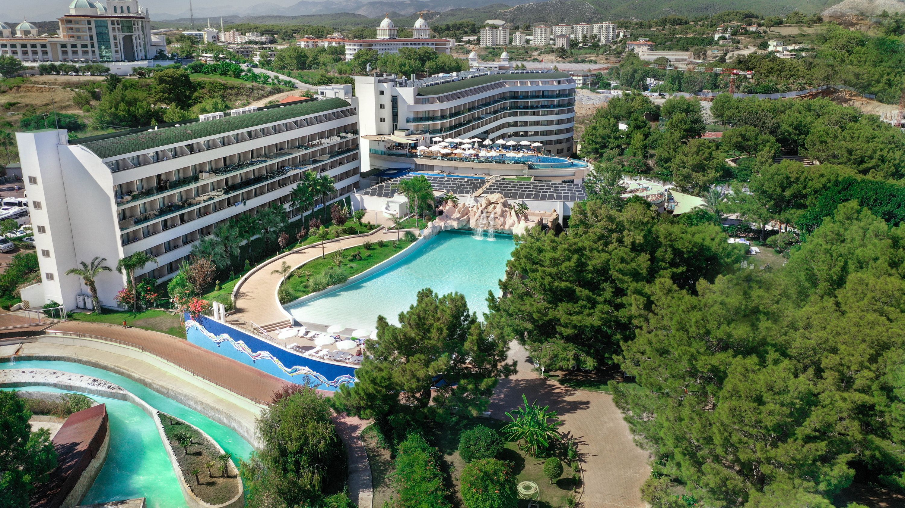 Piscina deschisă