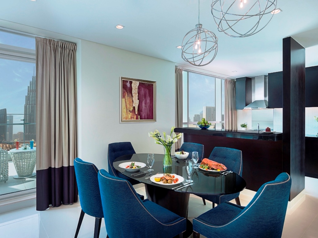 Three Bedroom Suite Downtown View