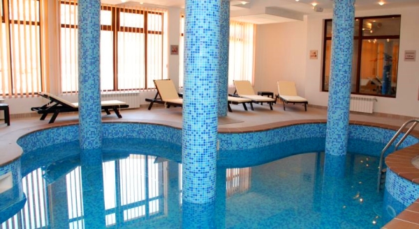 Bansko, Hotel Orbilux, piscina interioara.jpg