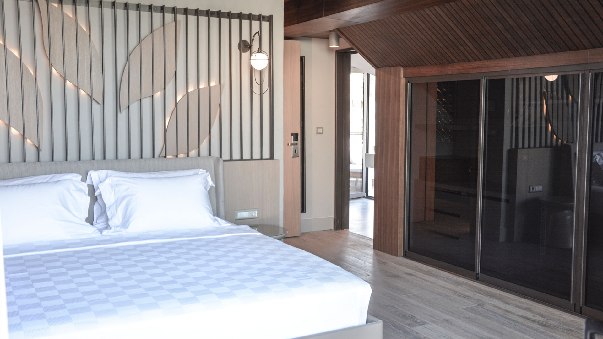 Kelly Penthouse Suite