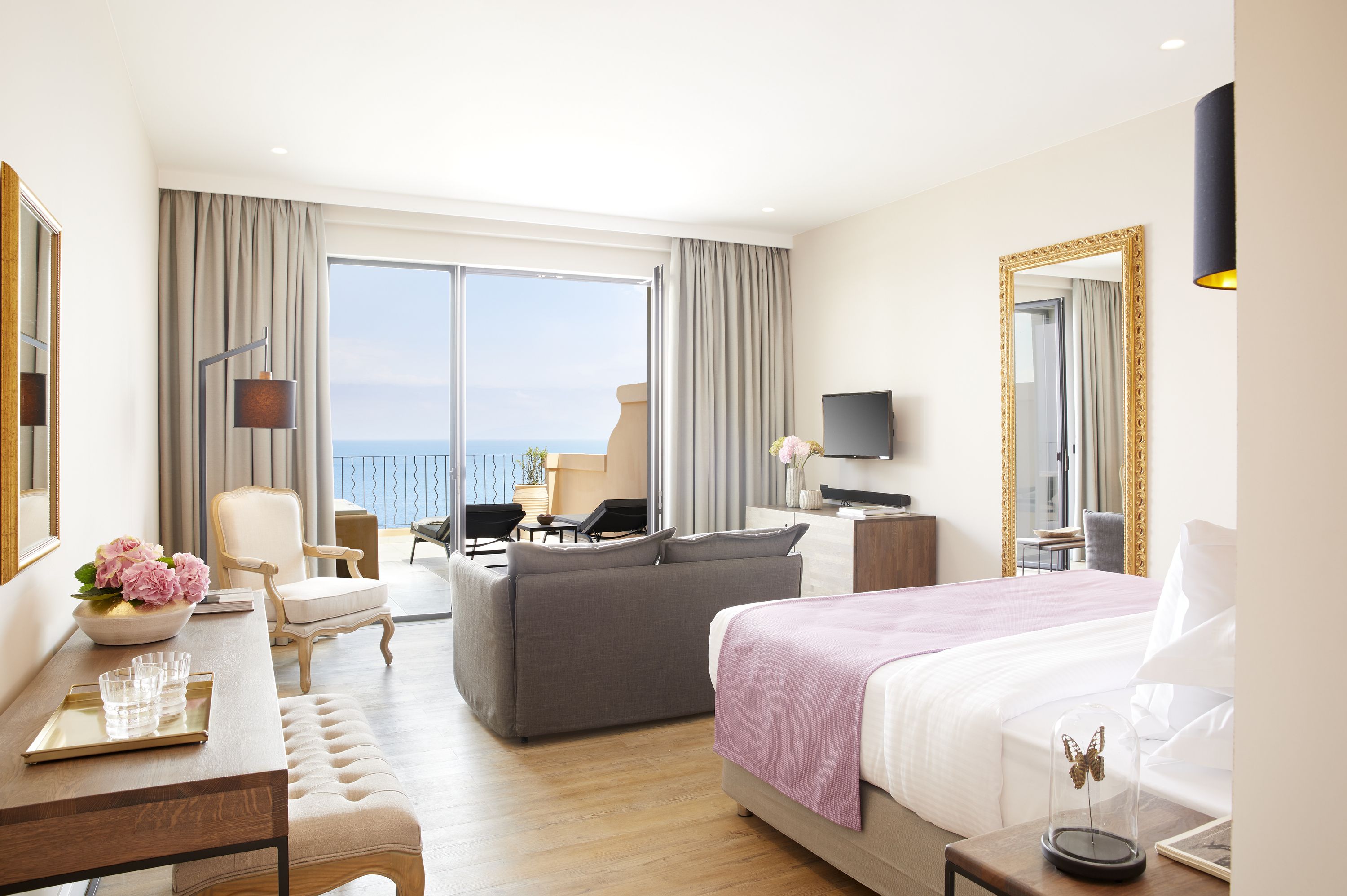 Deluxe Junior Suite Whirlpool Sea View