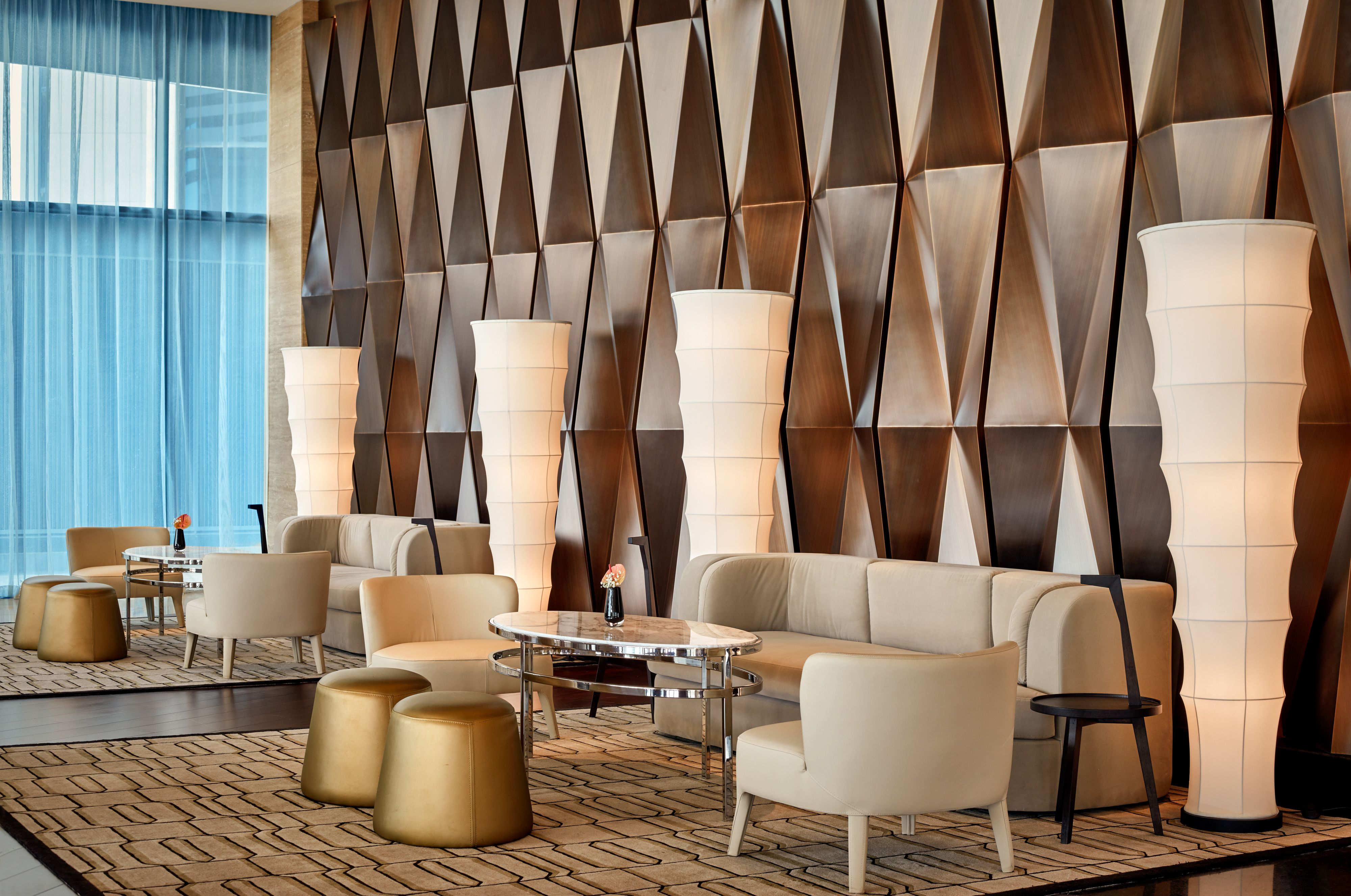 Pearl Lounge