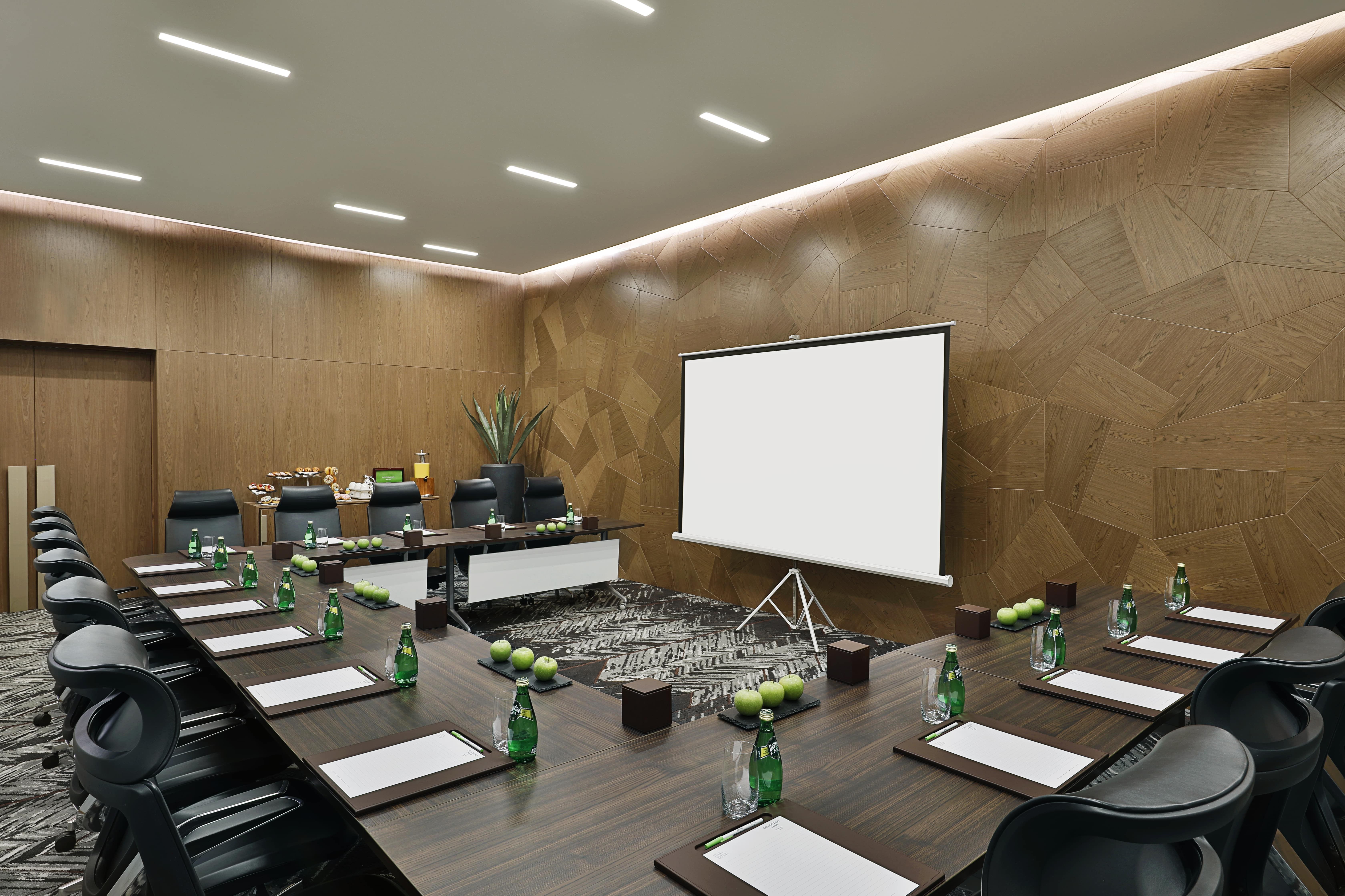 MICE (servicii de organizare de întâlniri, conferințe, alte evenimente)