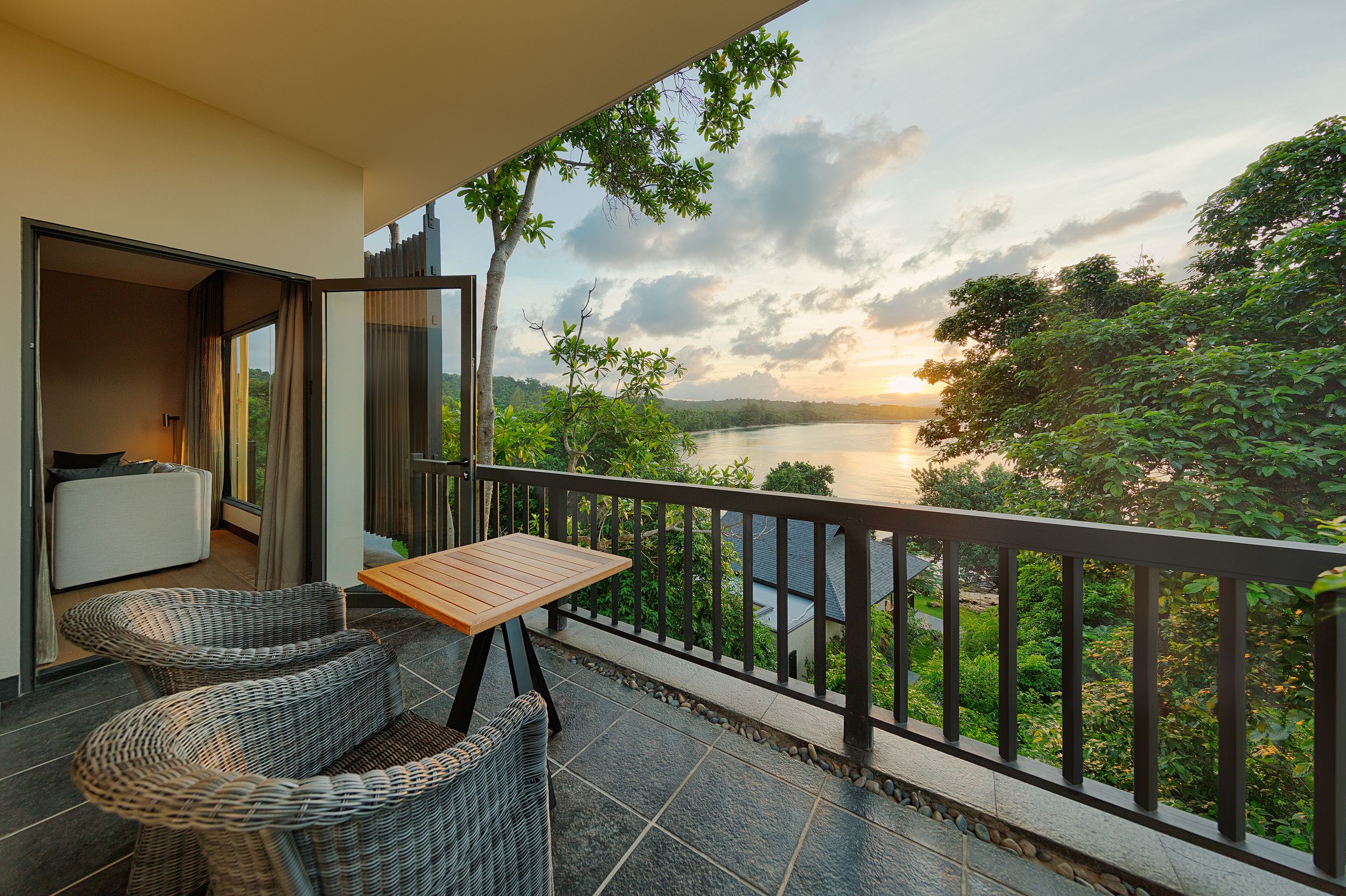 BLUE OCEAN SUITE 2 BEDROOMS