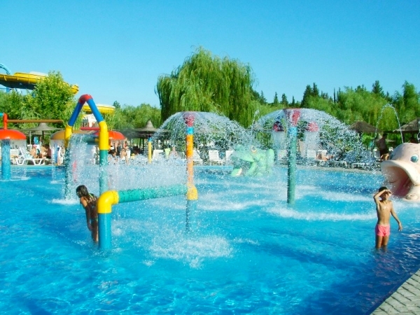 Corfu, Hotel Aqualand Resort, piscina exterioara copii.jpg