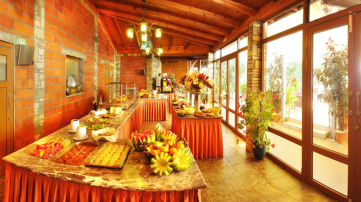 BEACH SIDE RESTAURANT