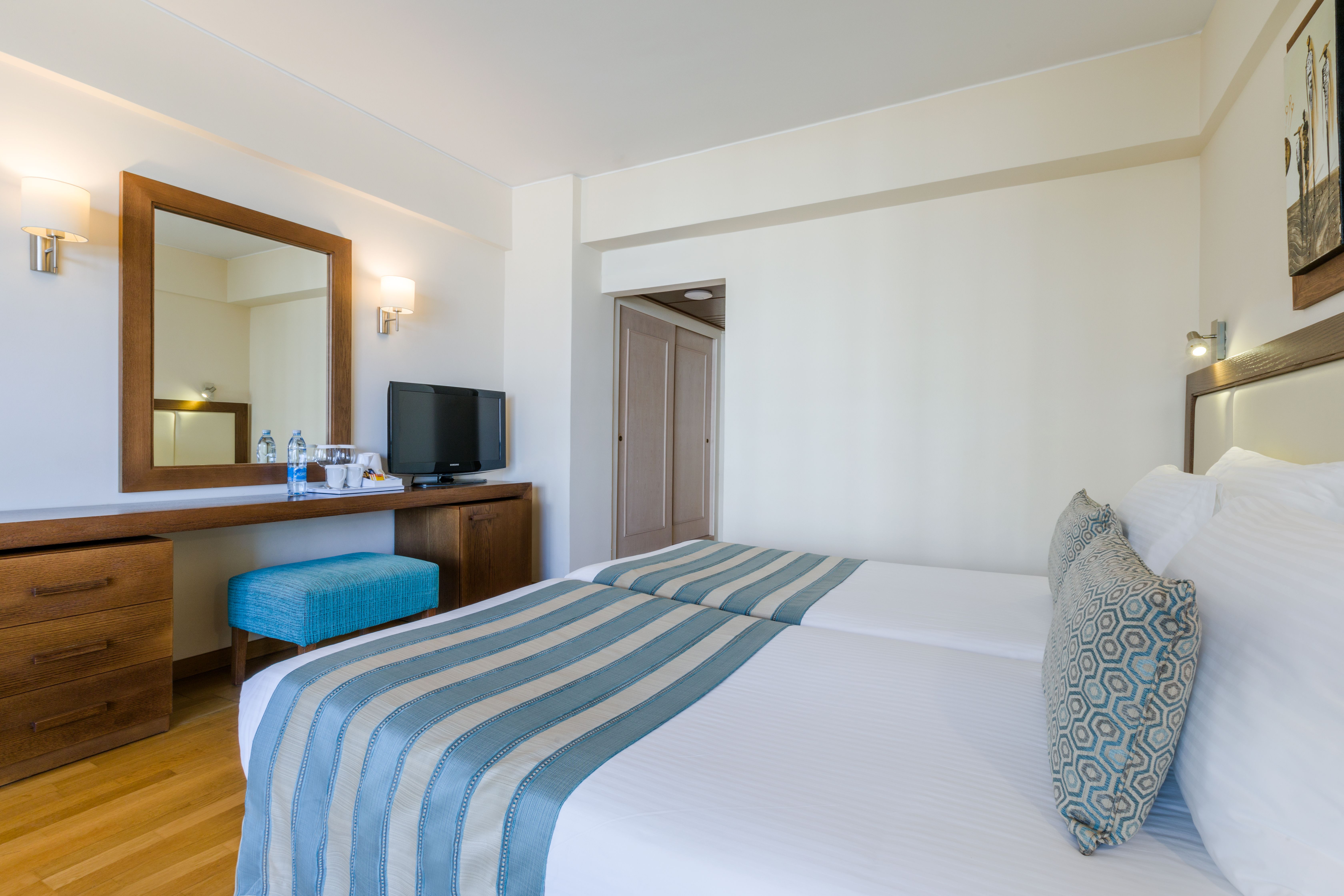 SUITE WITH JACUZZI