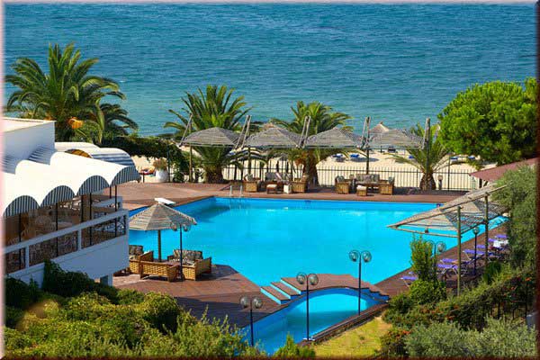 grecia_insula_thassos_potos_hotel_kamari_beach_vedere_la_piscina.jpg