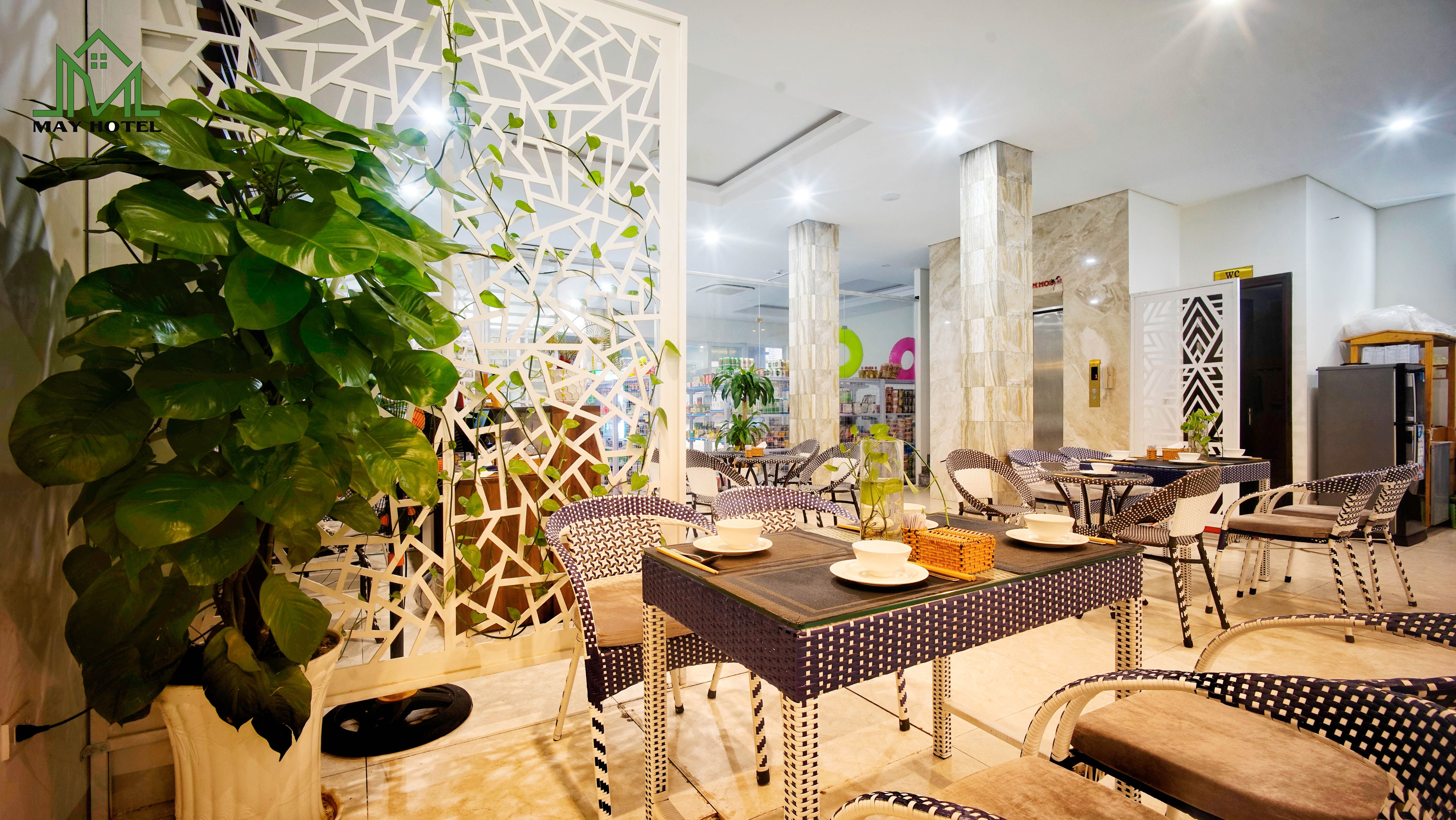 May Restaurant