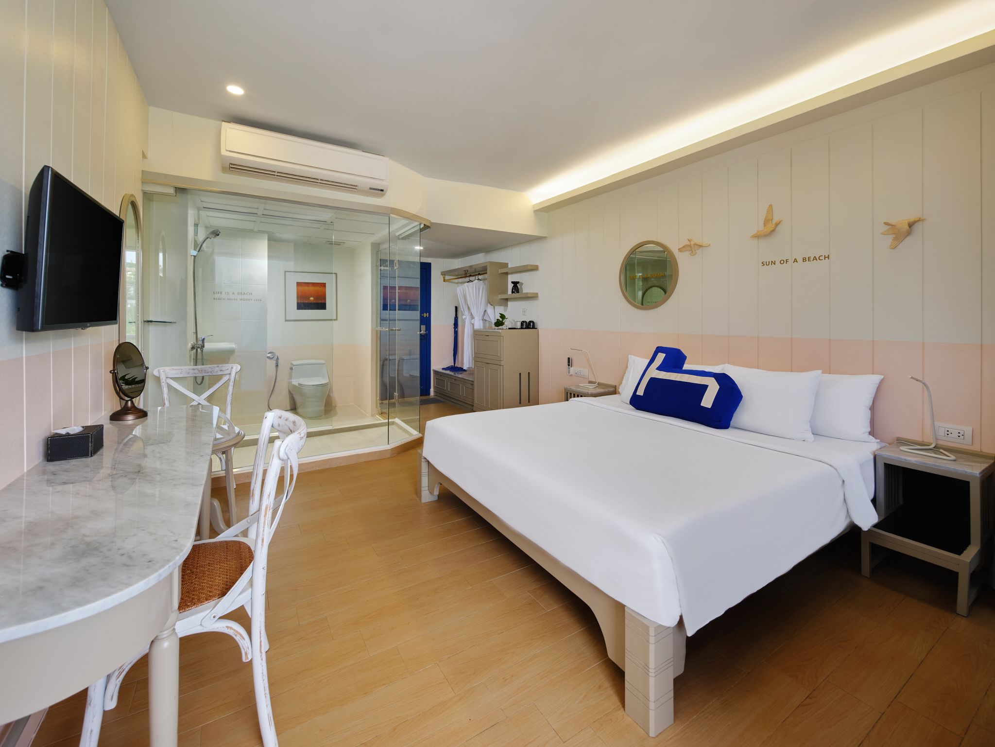 Deluxe Seaview