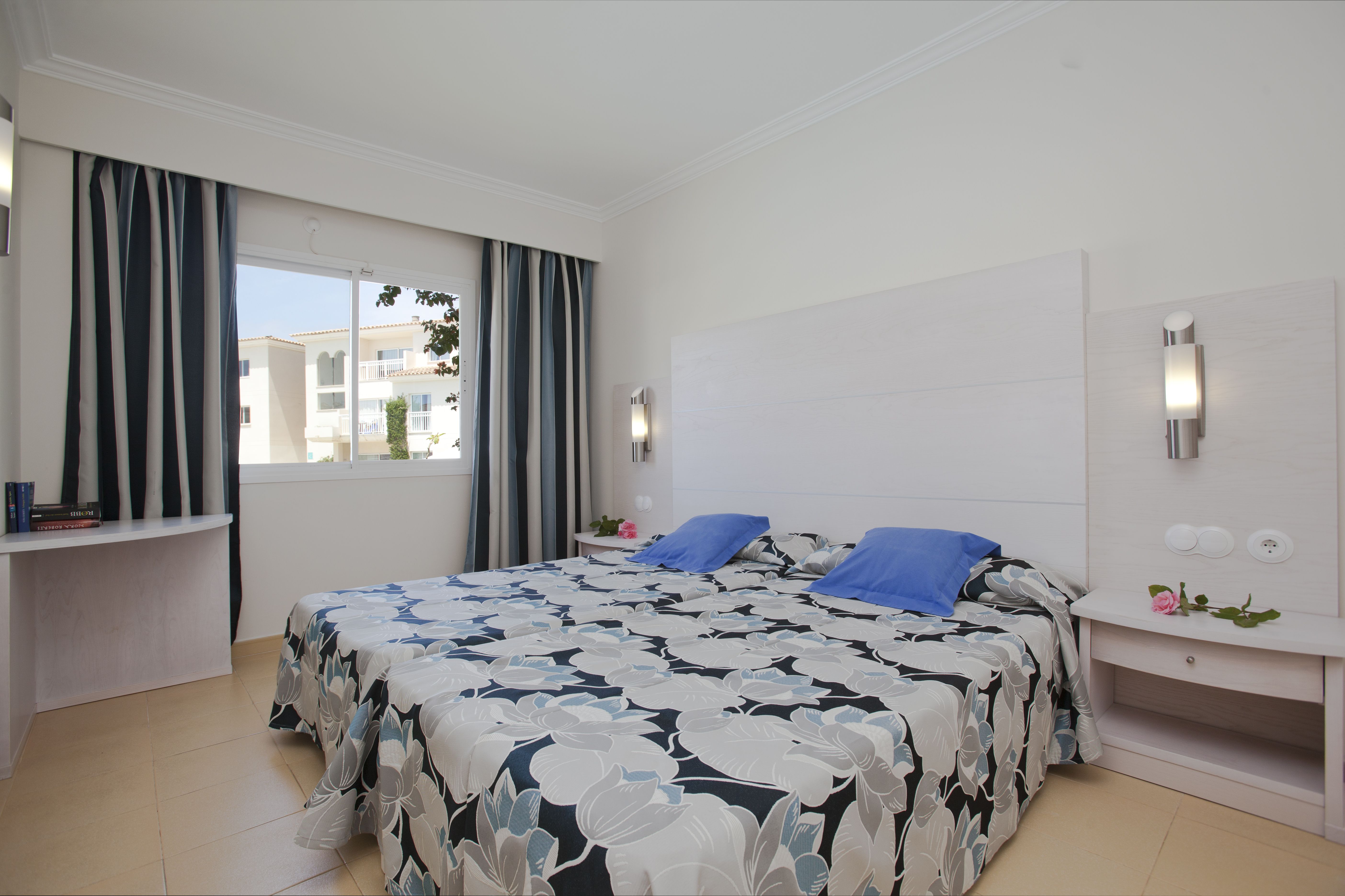 APARTMENT CAPACITY 4