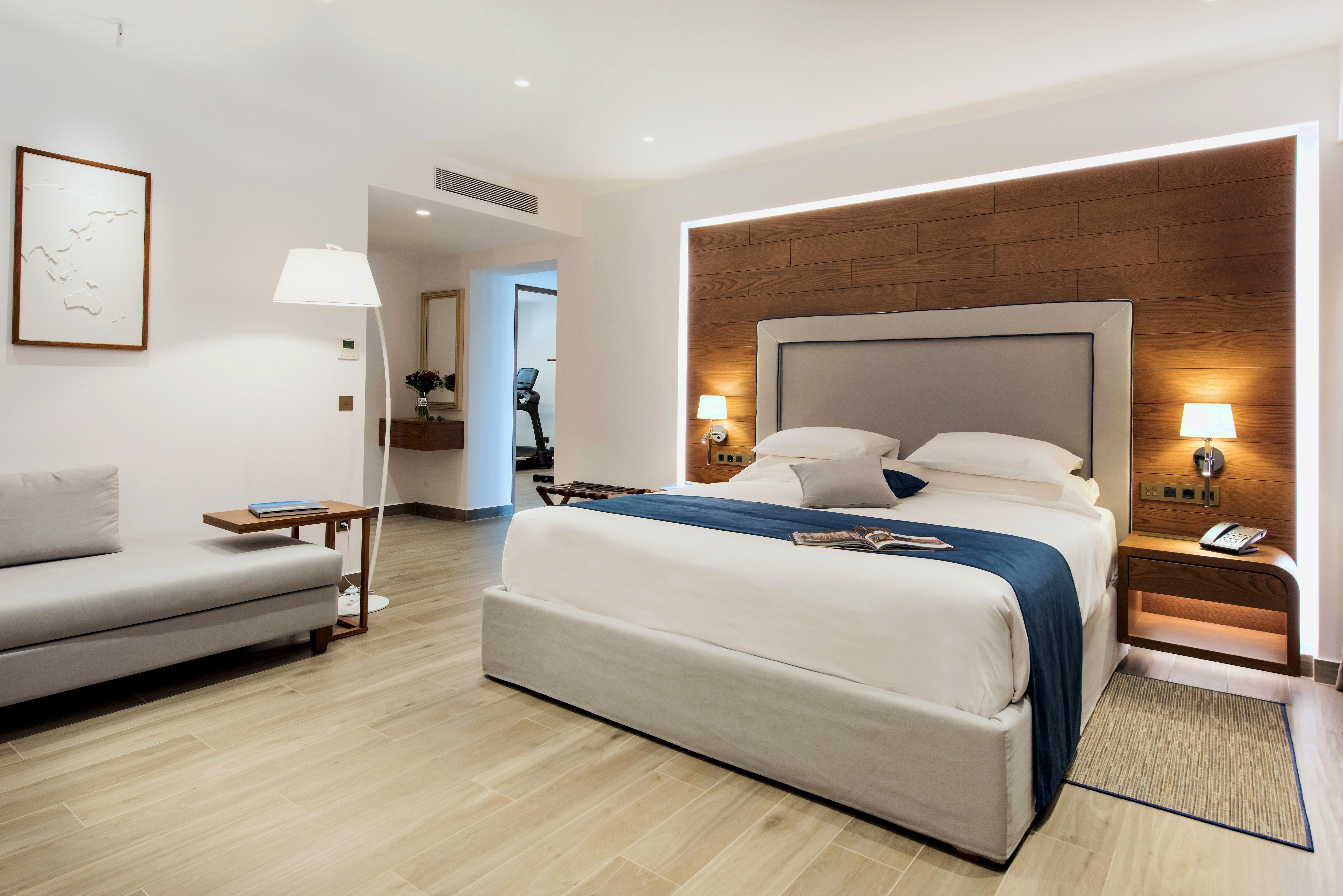 Executive Fitness Suite Sea View with private heated pool and gym