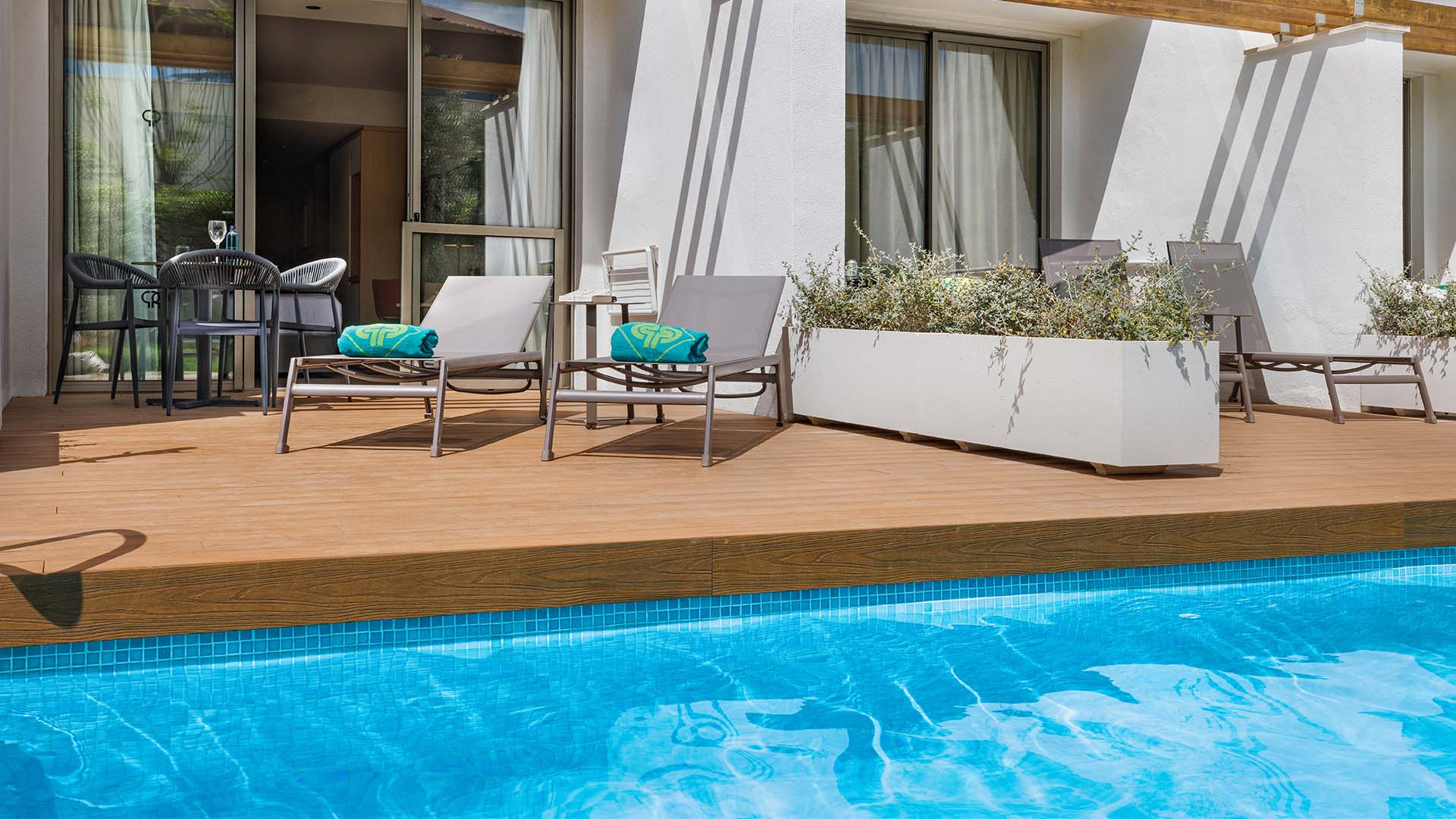 DOUBLE SELECT SWIM UP