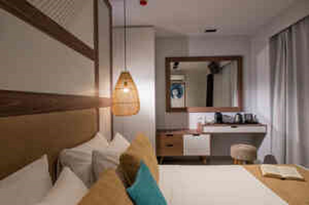 DOUBLE ROOM PLUS SWIM UP