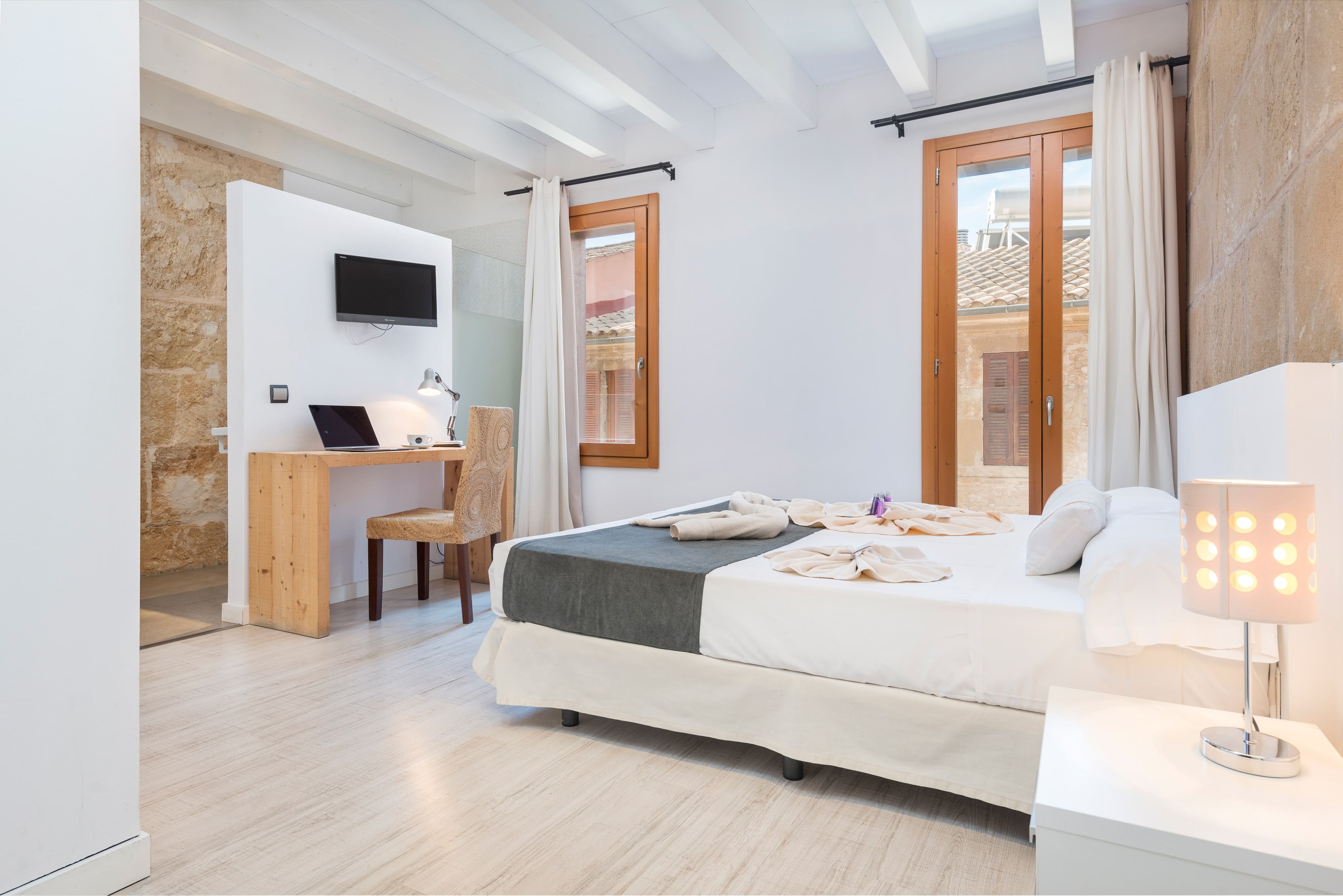Double Standard Room 
