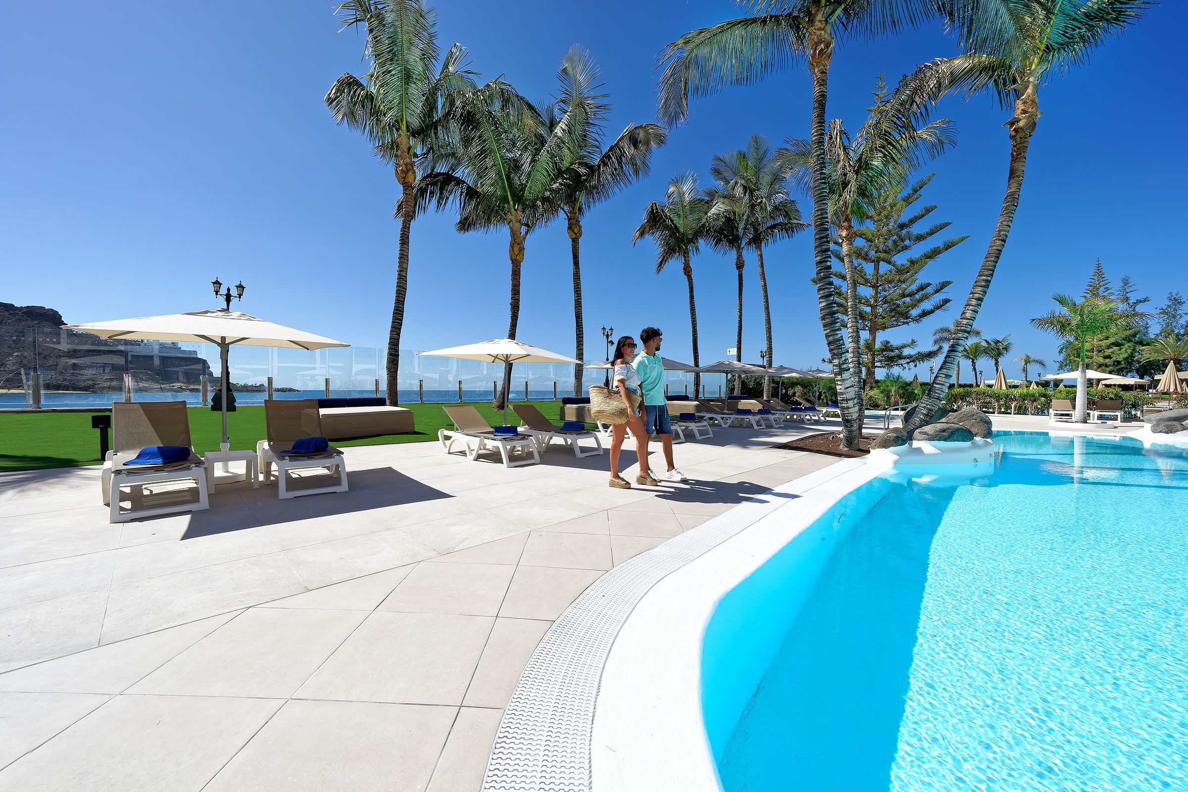 Piscina deschisă