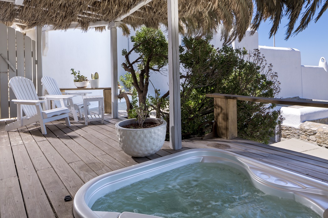 Junior Suite with Sea View and Outdoor Jetted Tub