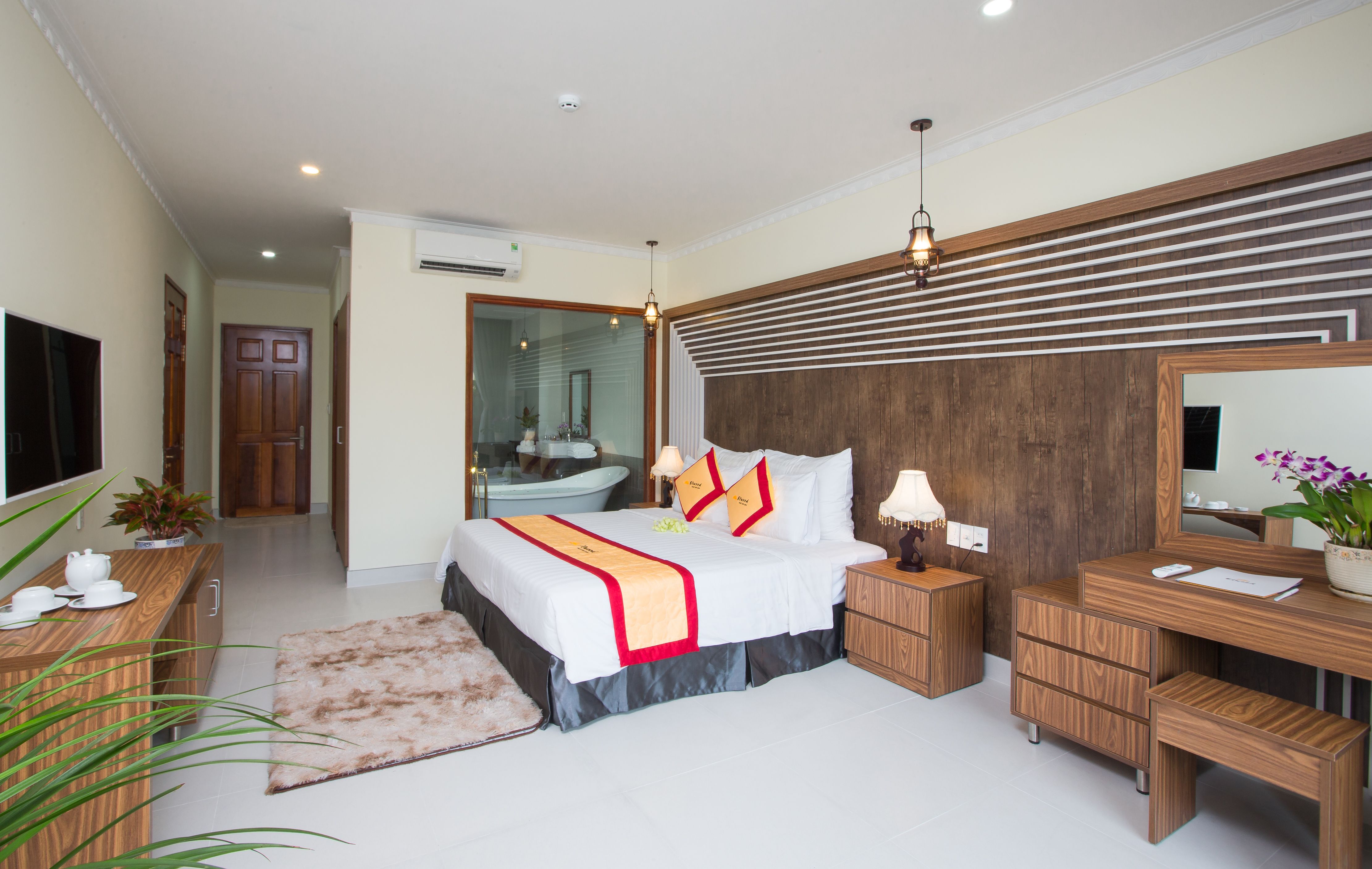 FAMILY SUITE BALCONY 