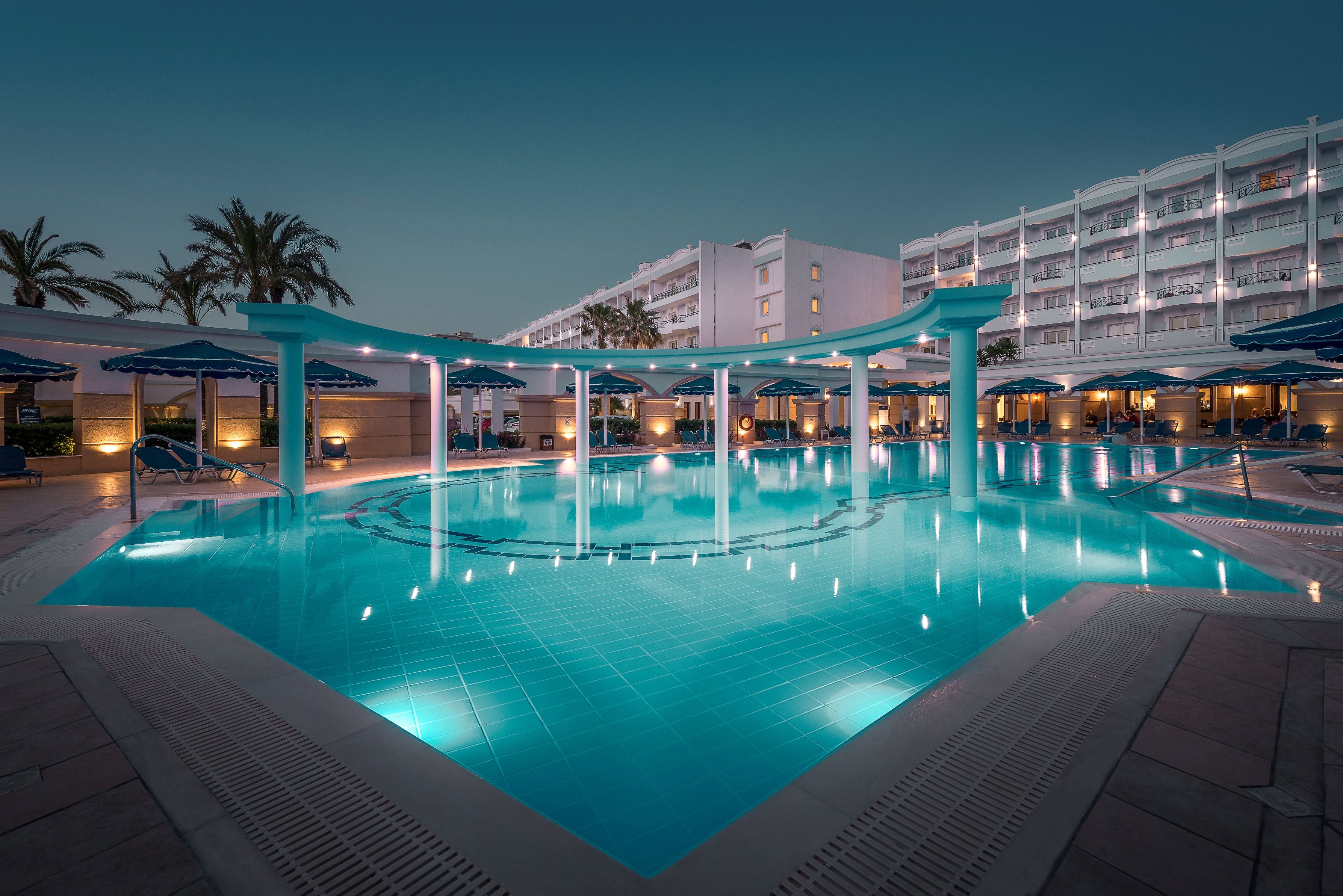 Piscina deschisă