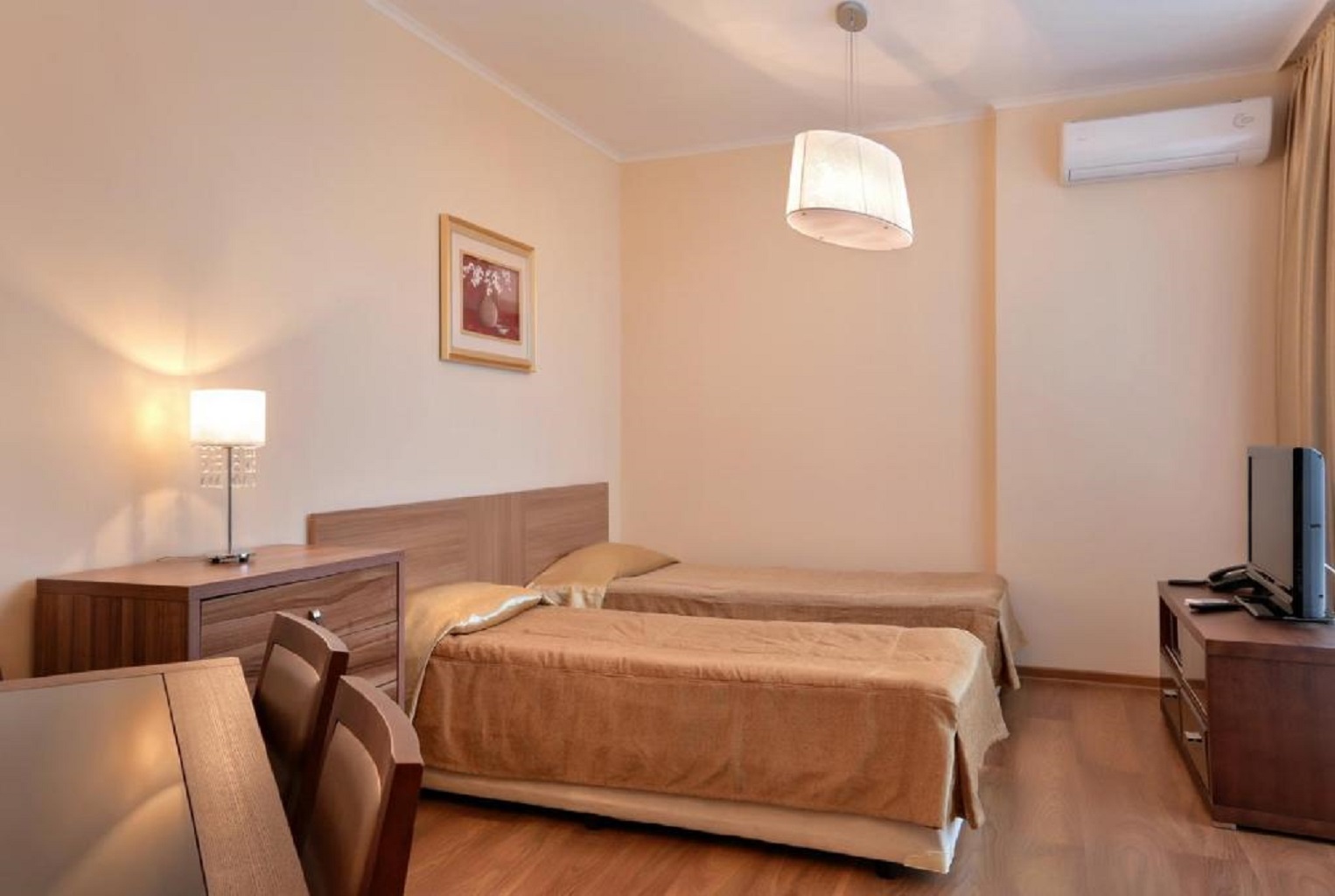Standard Studio (Balcony or Terrace)