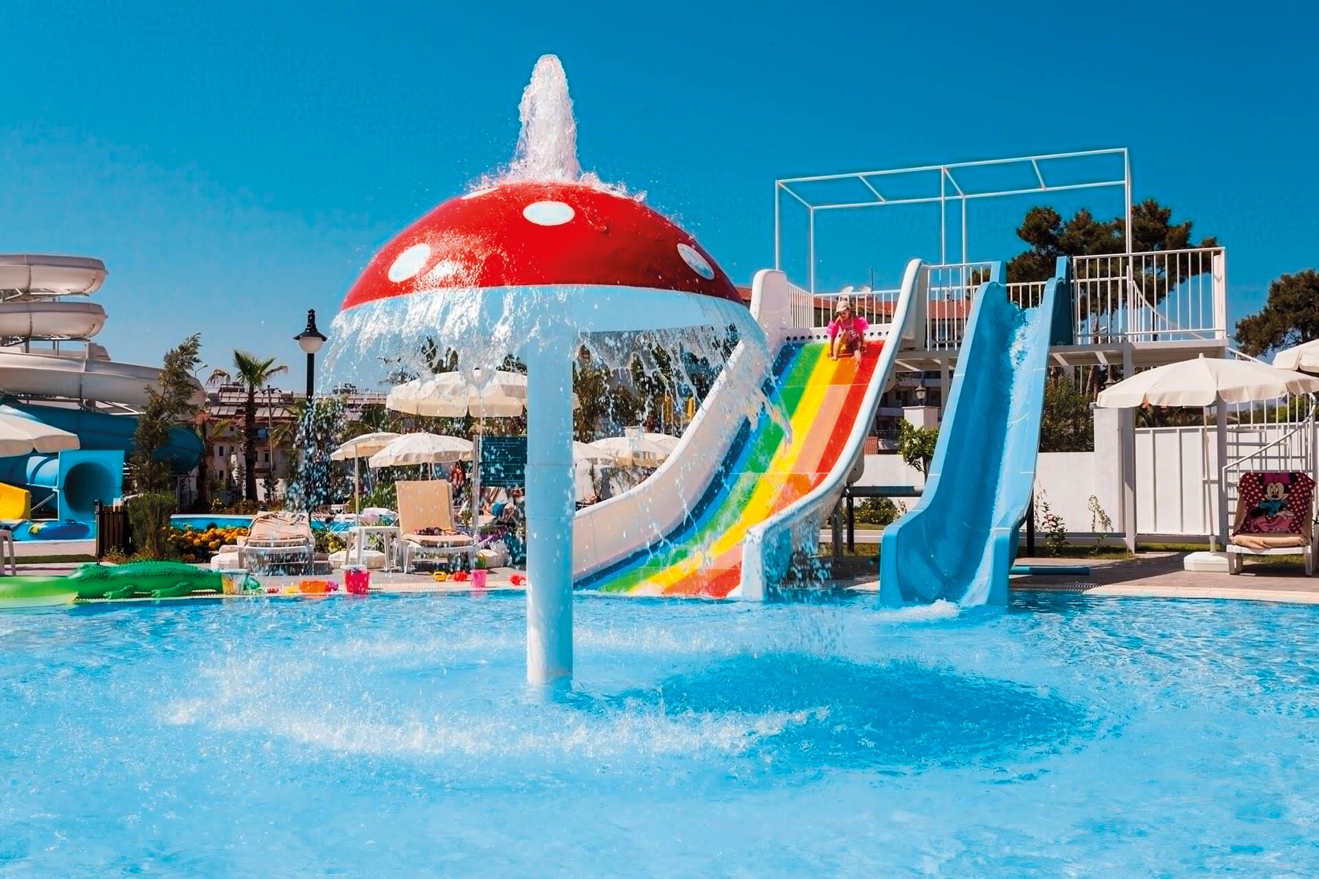 Piscina exterioara pentru copii