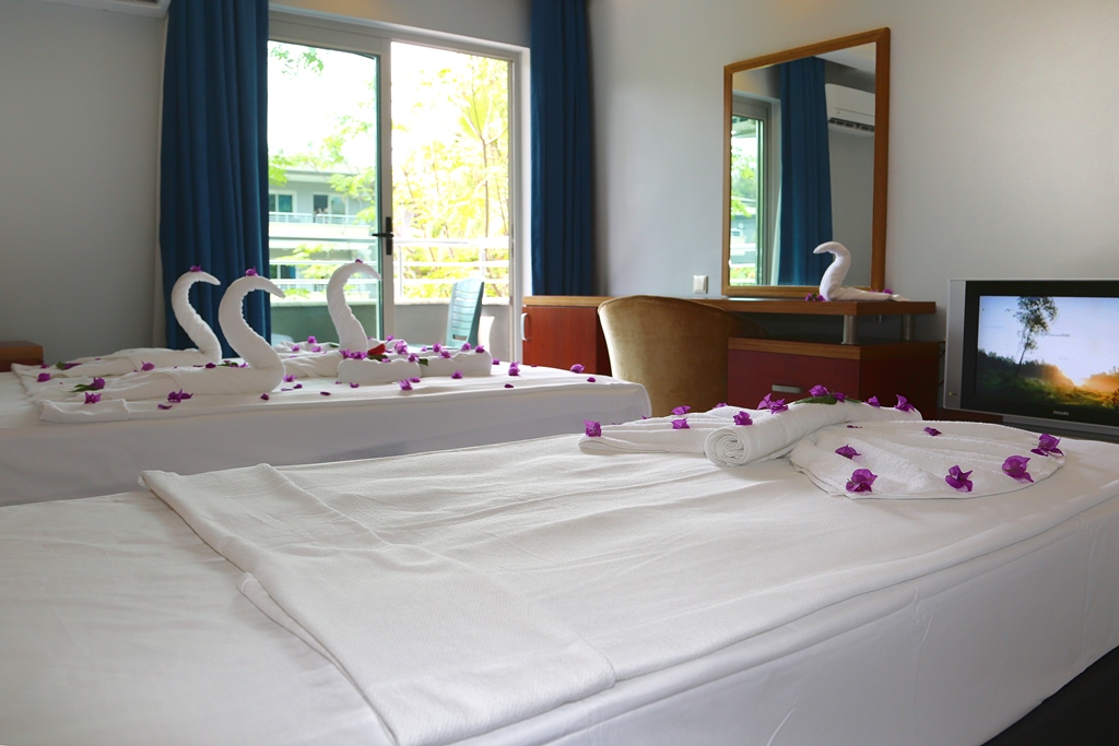 STANDARD ROOM