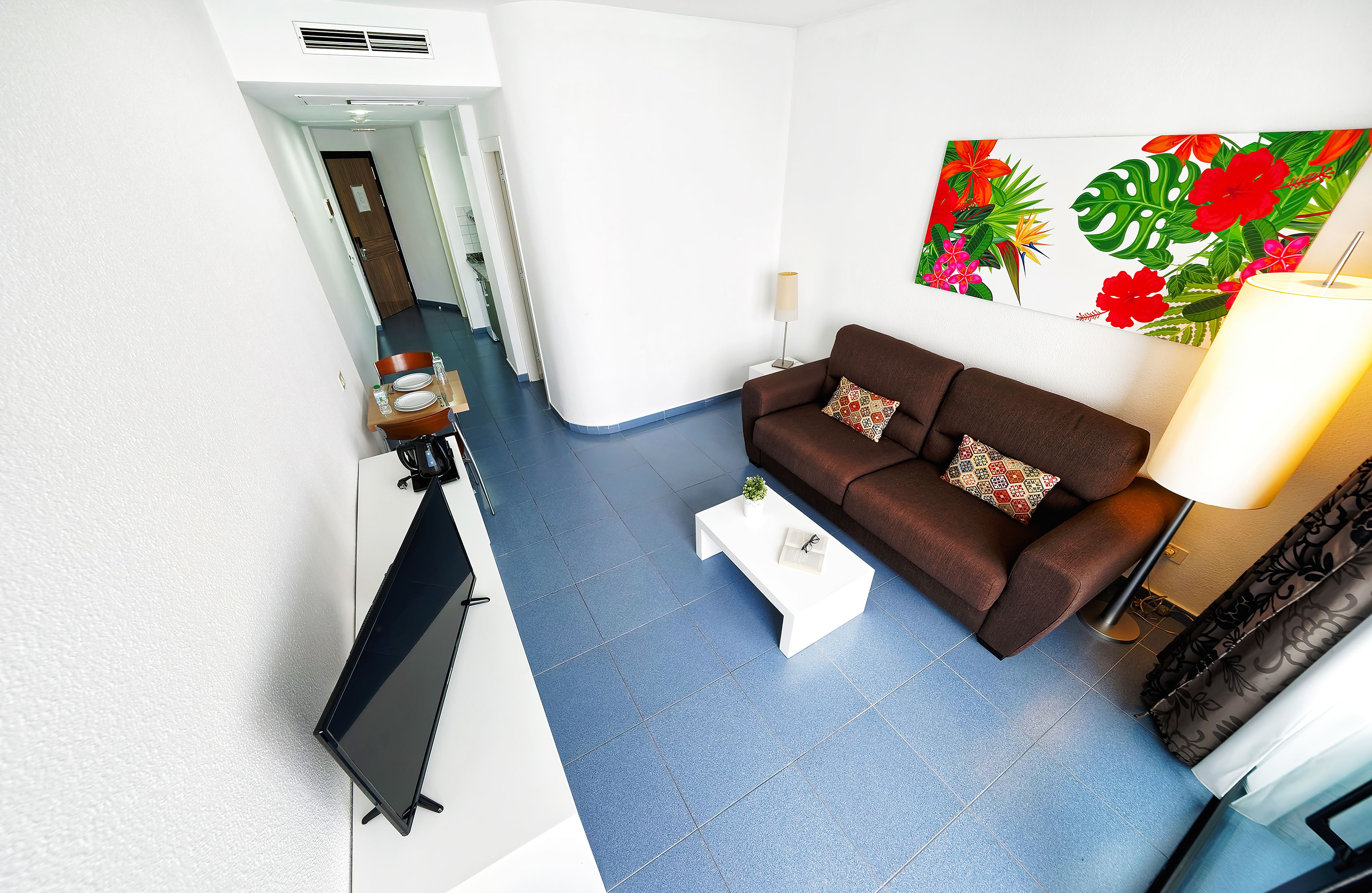 APARTMENT ONE BEDROOM BALCONY OR TERRACE