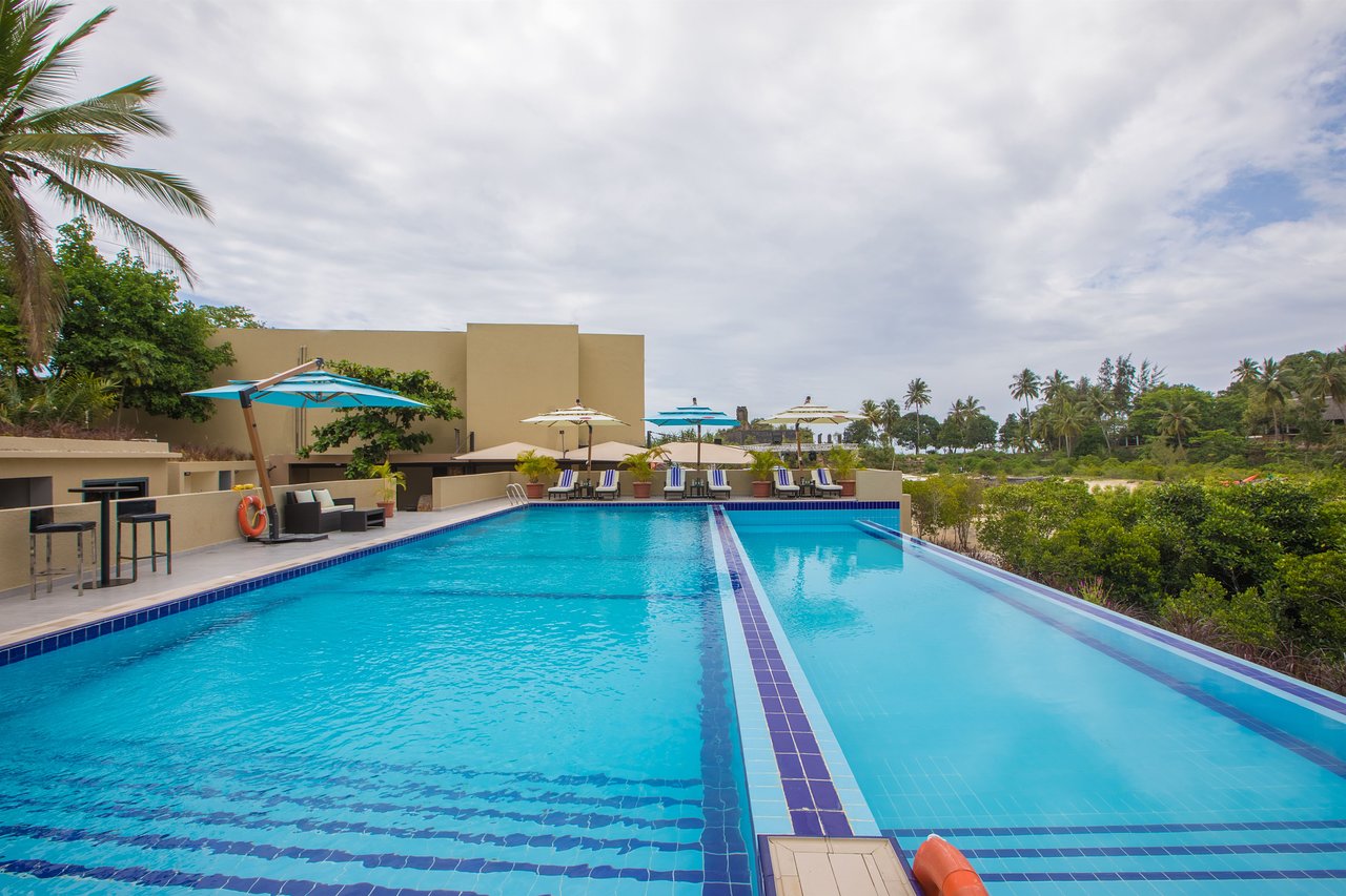 Piscina deschisă