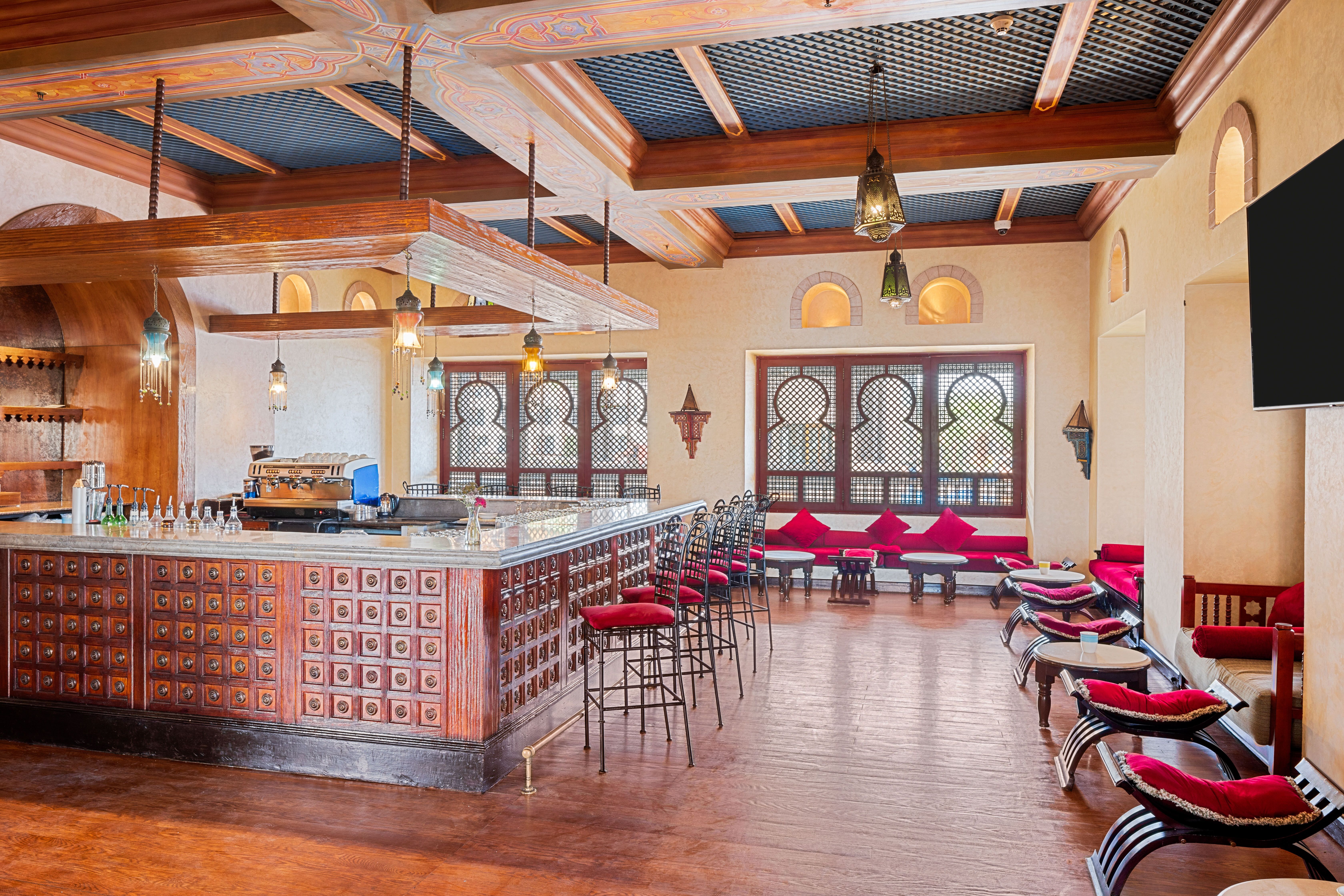 Lobby Bar
