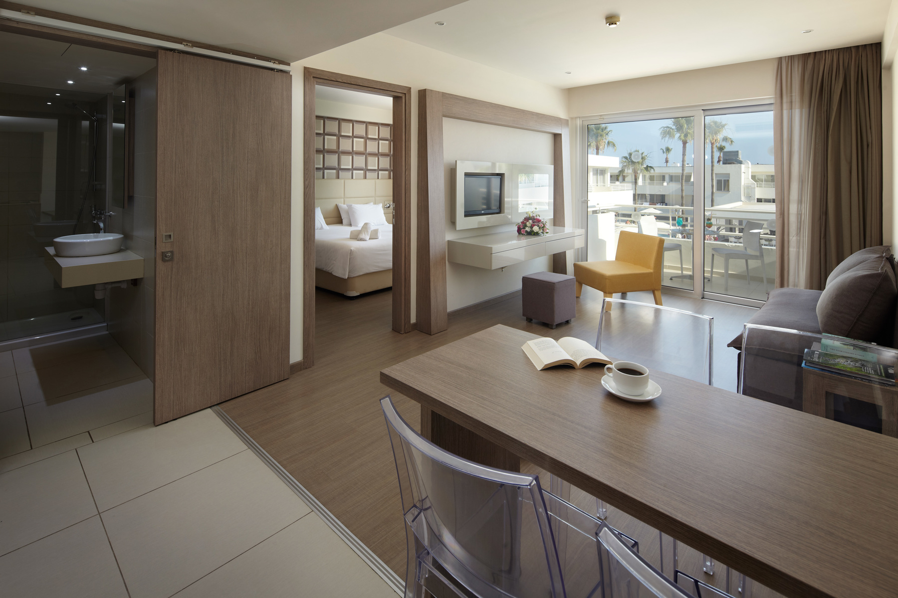 Deluxe Apartment (Balcony or Terrace)