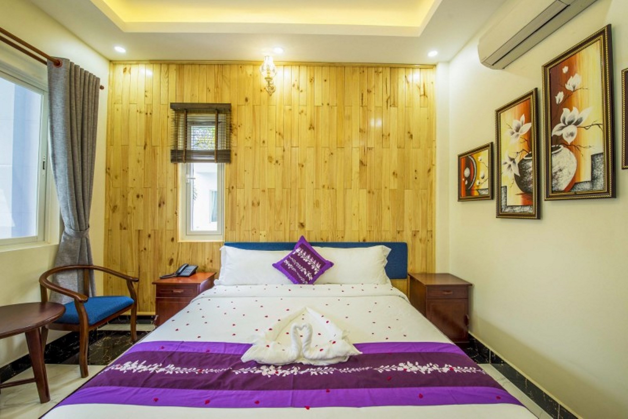 SUPERIOR DOUBLE/TWIN ROOM