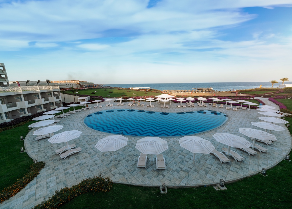 Piscina deschisă