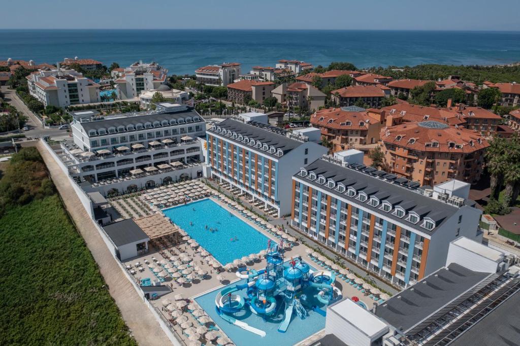 Arcanus Trendline Resort