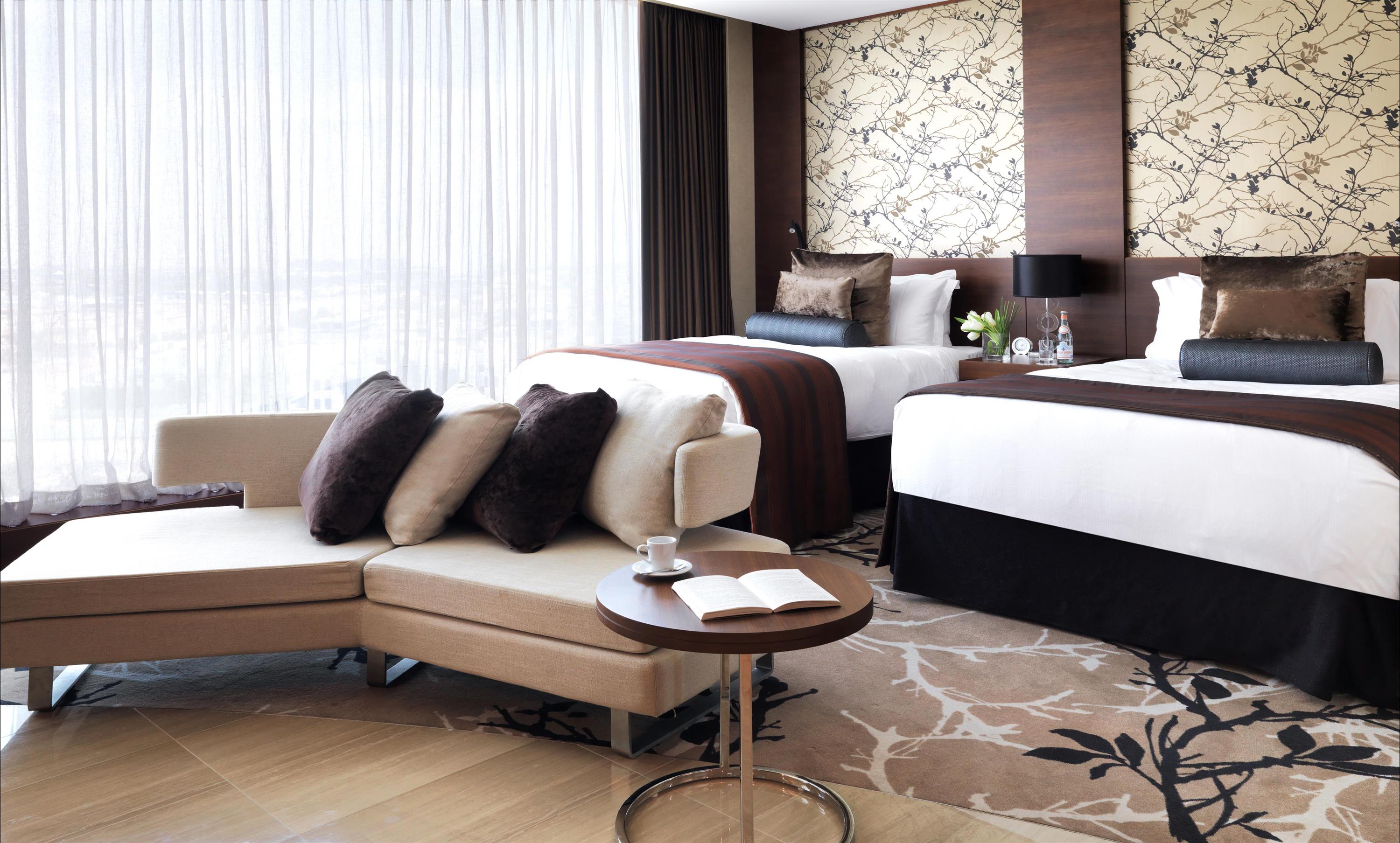 FAIRMONT GOLD ROOM