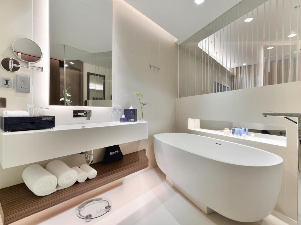 Garden Pool Suite