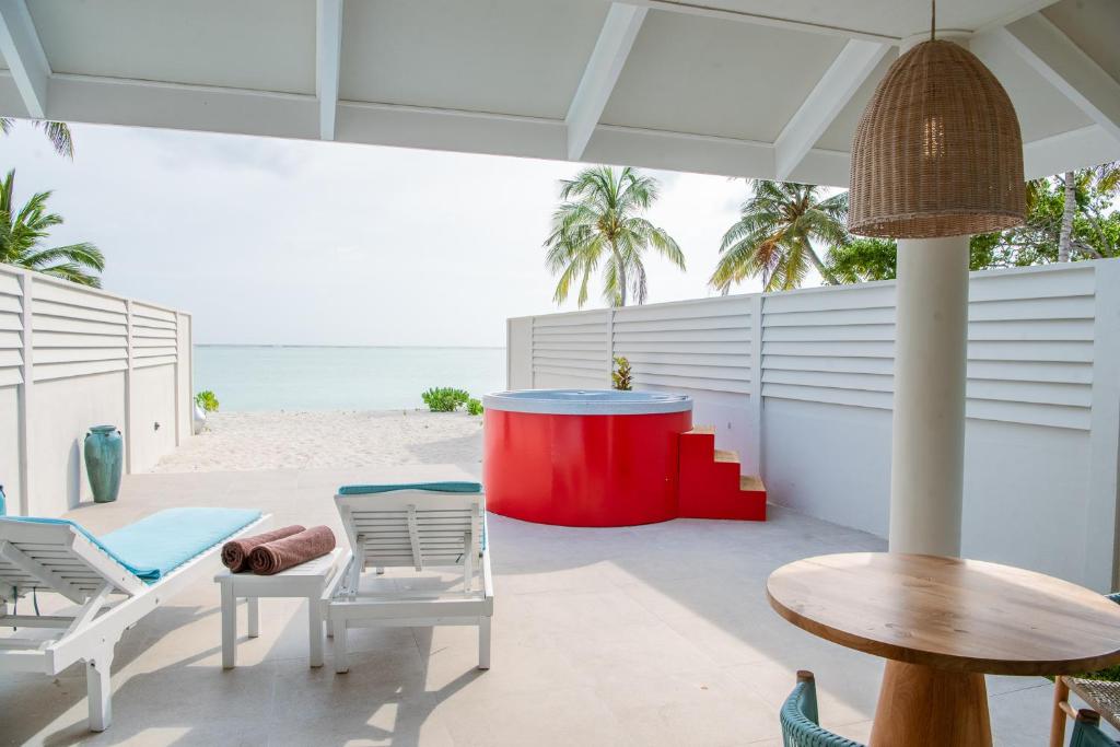 Beach Villa with Whirlpool