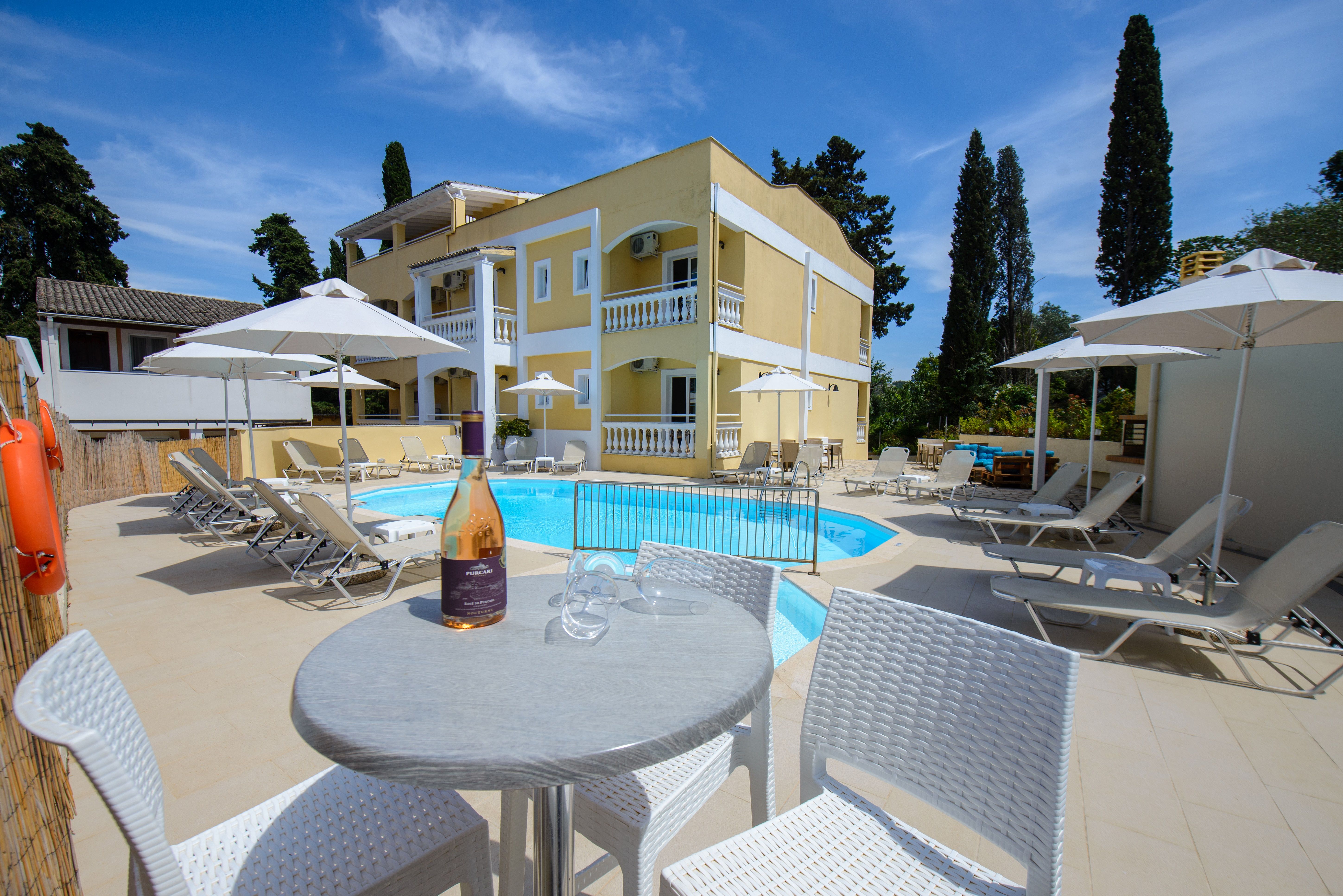 Piscina deschisă