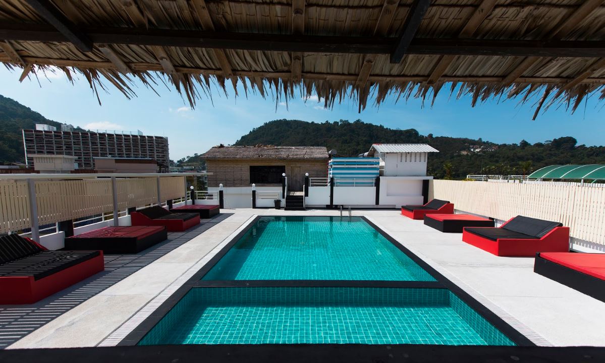 Piscina deschisă