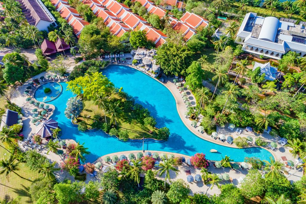 Piscina deschisă