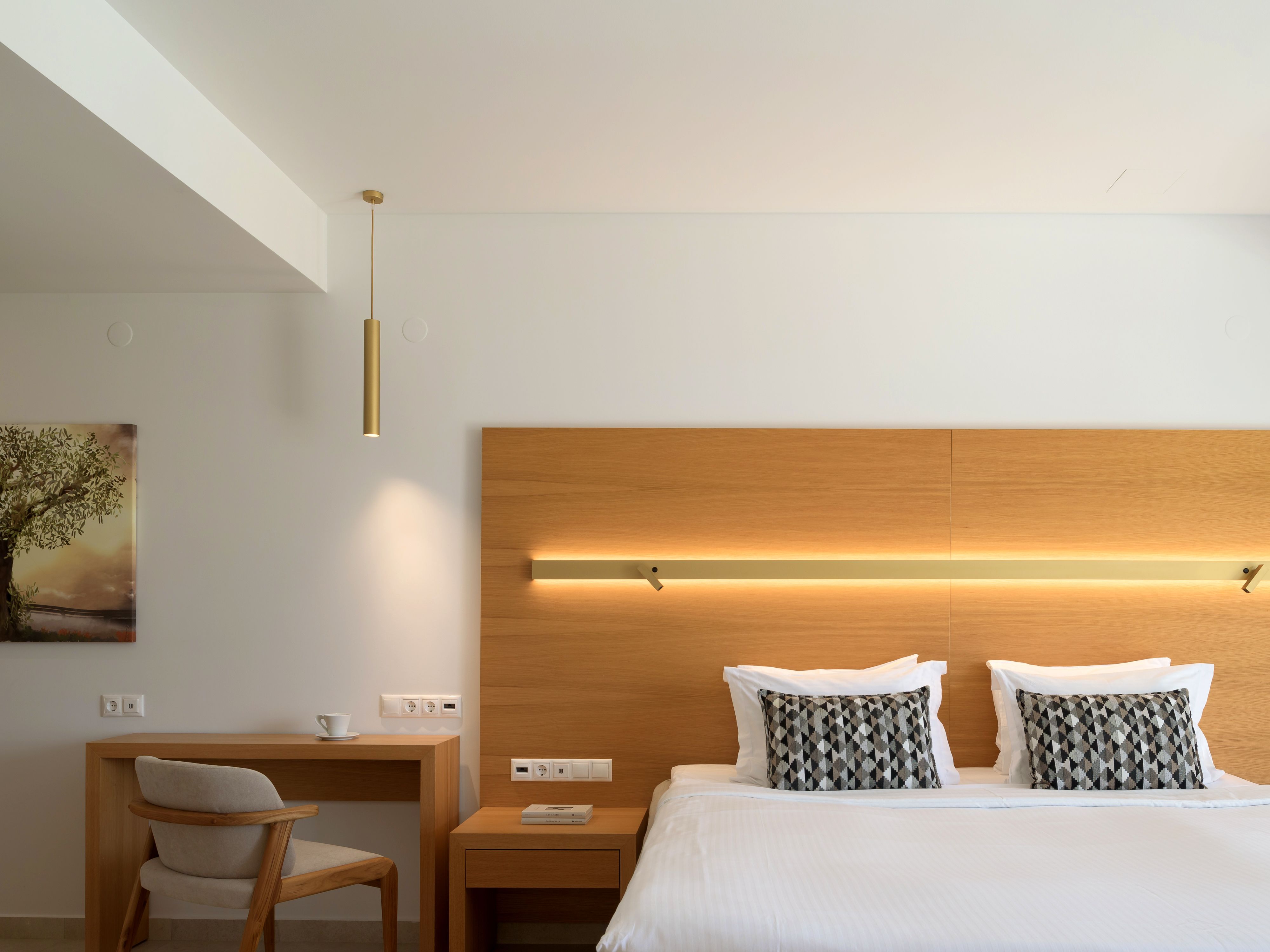 White Deluxe Suite Sea View