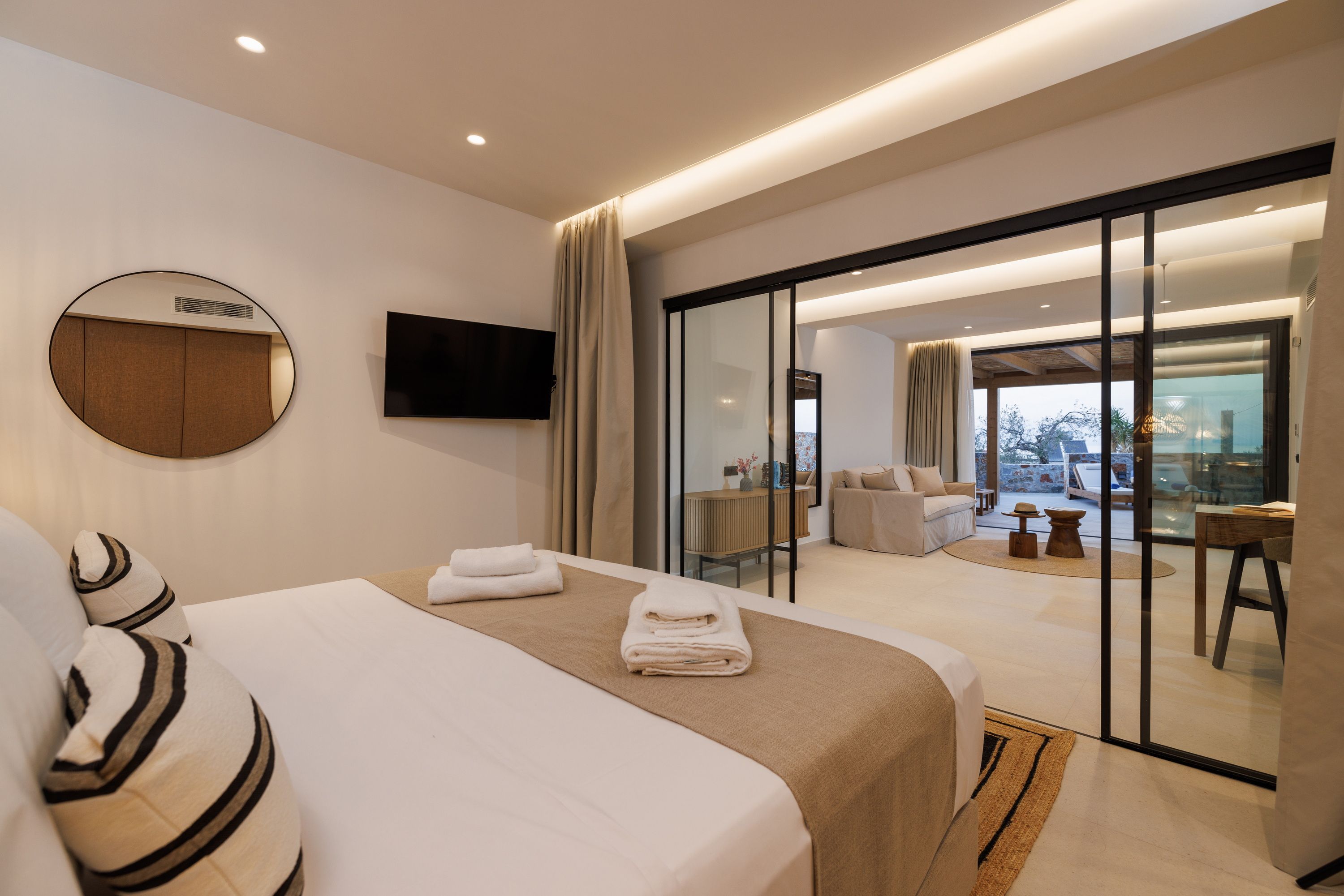 Deluxe Suite with Private Pool