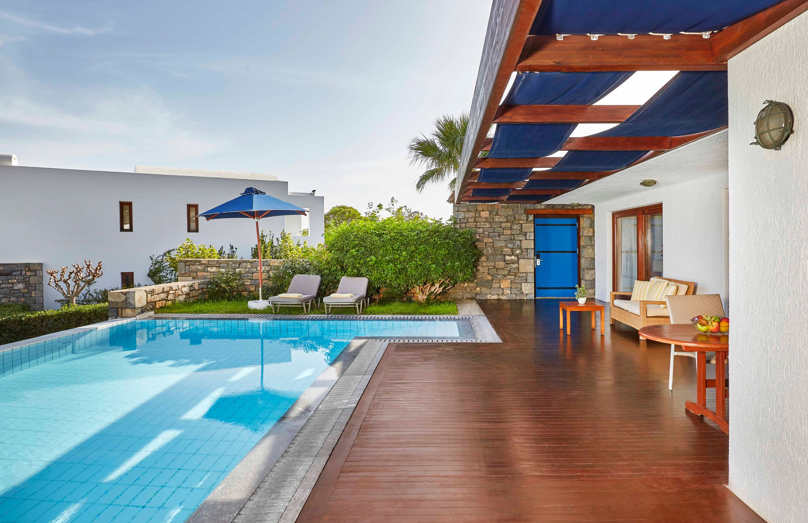 FAMILY VILLA WITH PRIVATE HEATED* POOL 