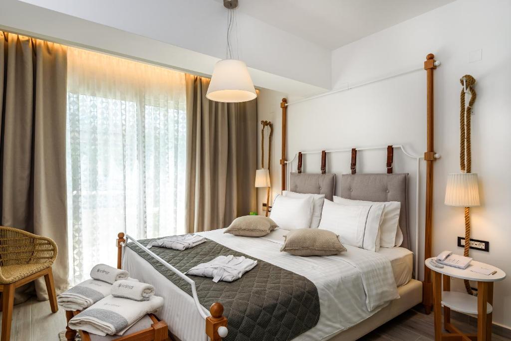 DOUBLE SUPERIOR ROOM
