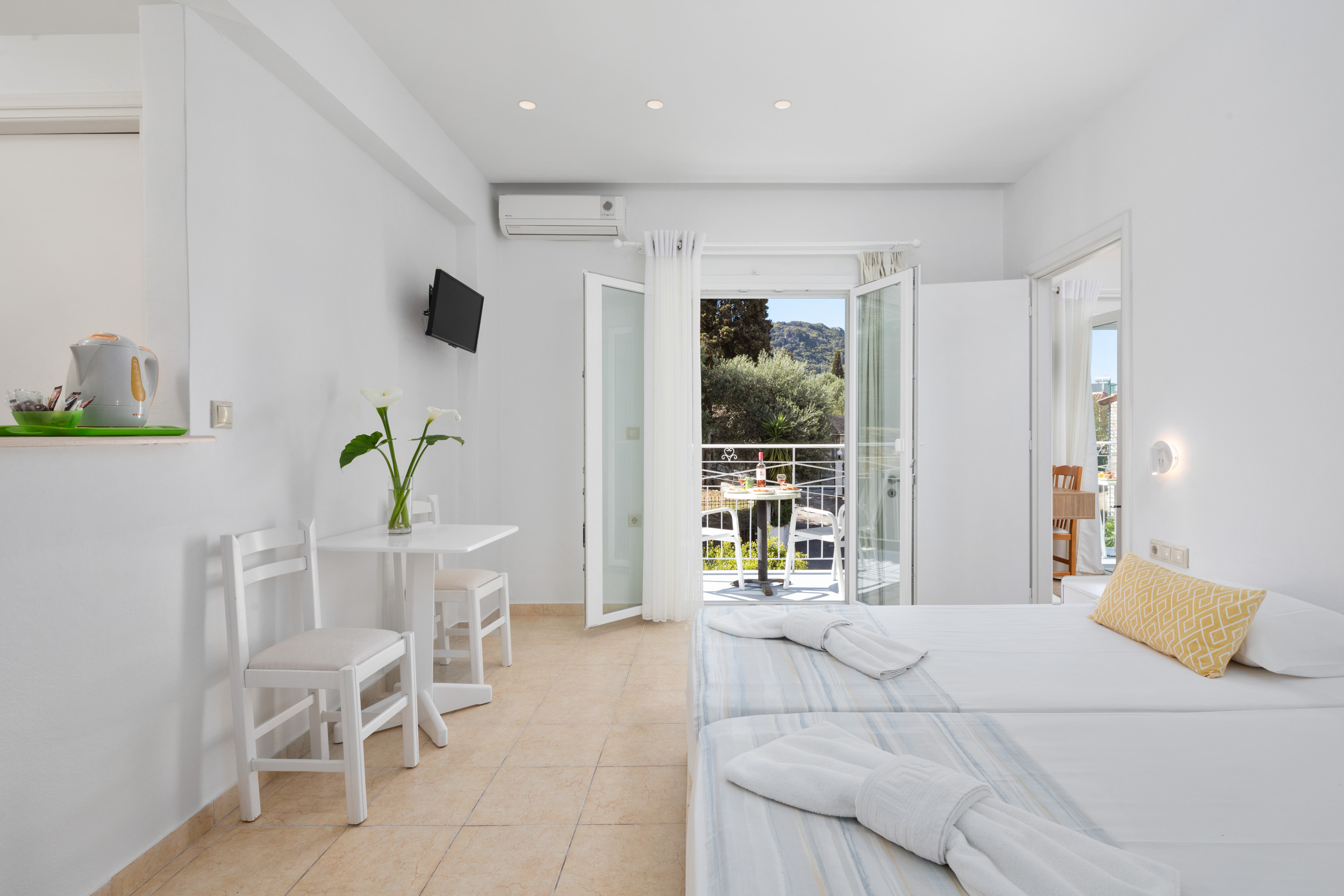 FAMILY SUITE WITH BALCONY